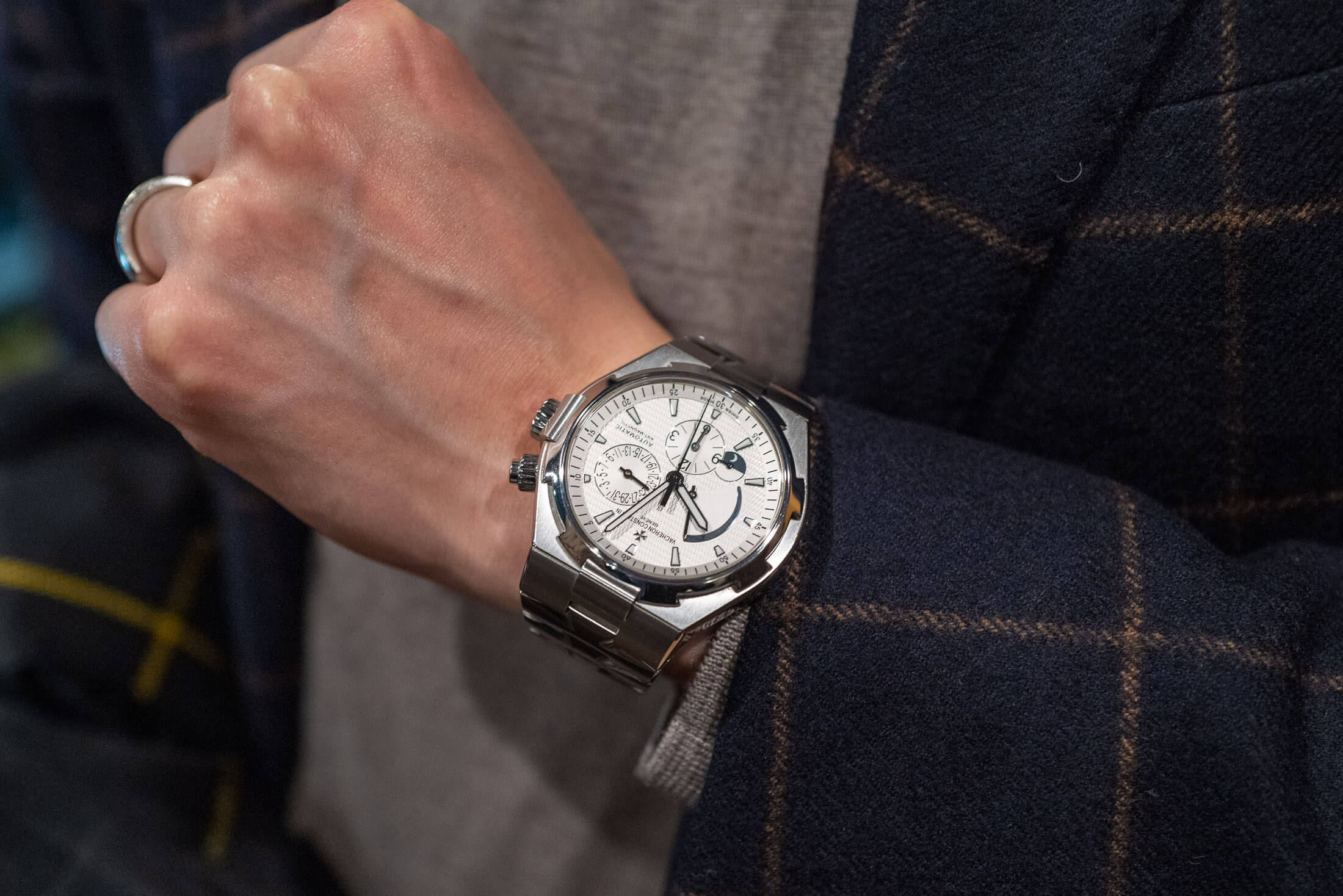 ヴァシュロン・コンスタンタン　オーヴァーシーズ デュアルタイム