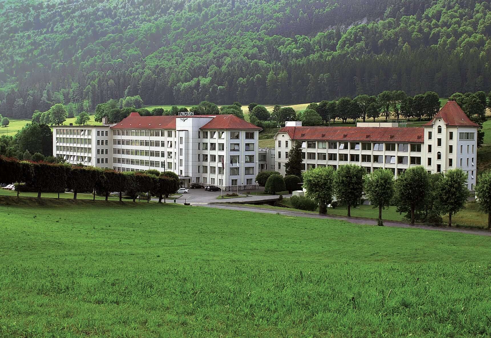 現在のロンジン本社。