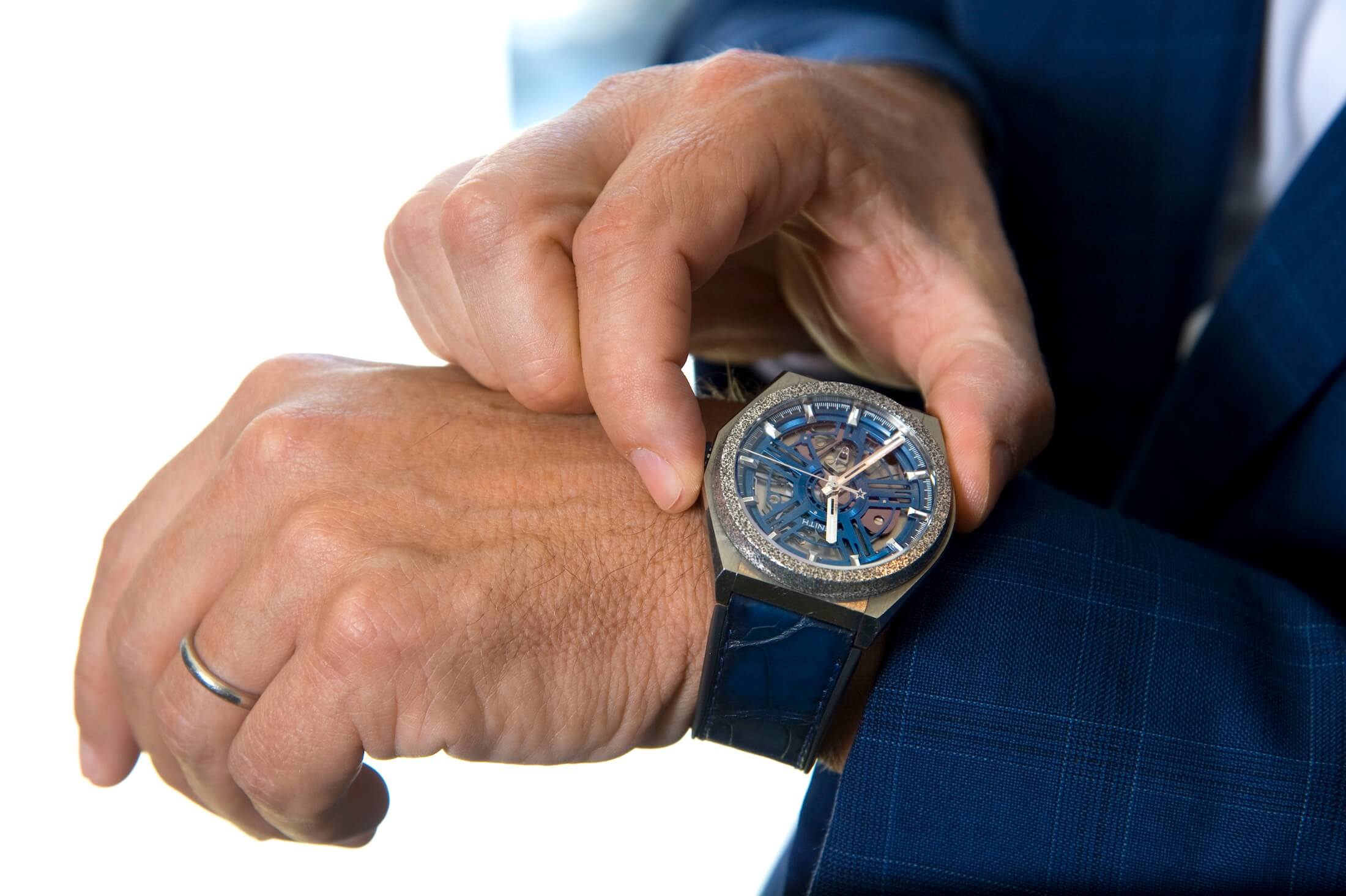 トルナーレ氏のゼニス デファイ インベンター