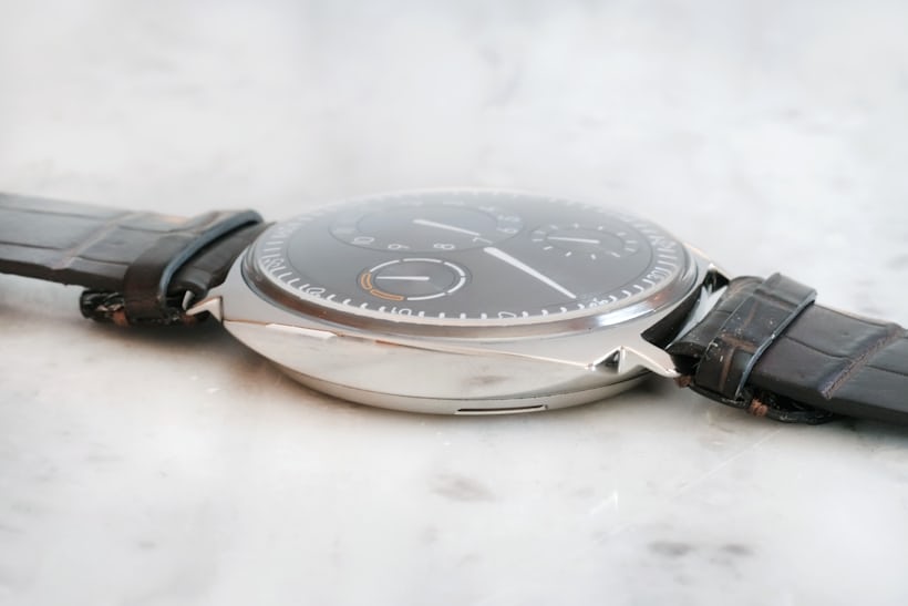 ressence type 1 squared thin case profile