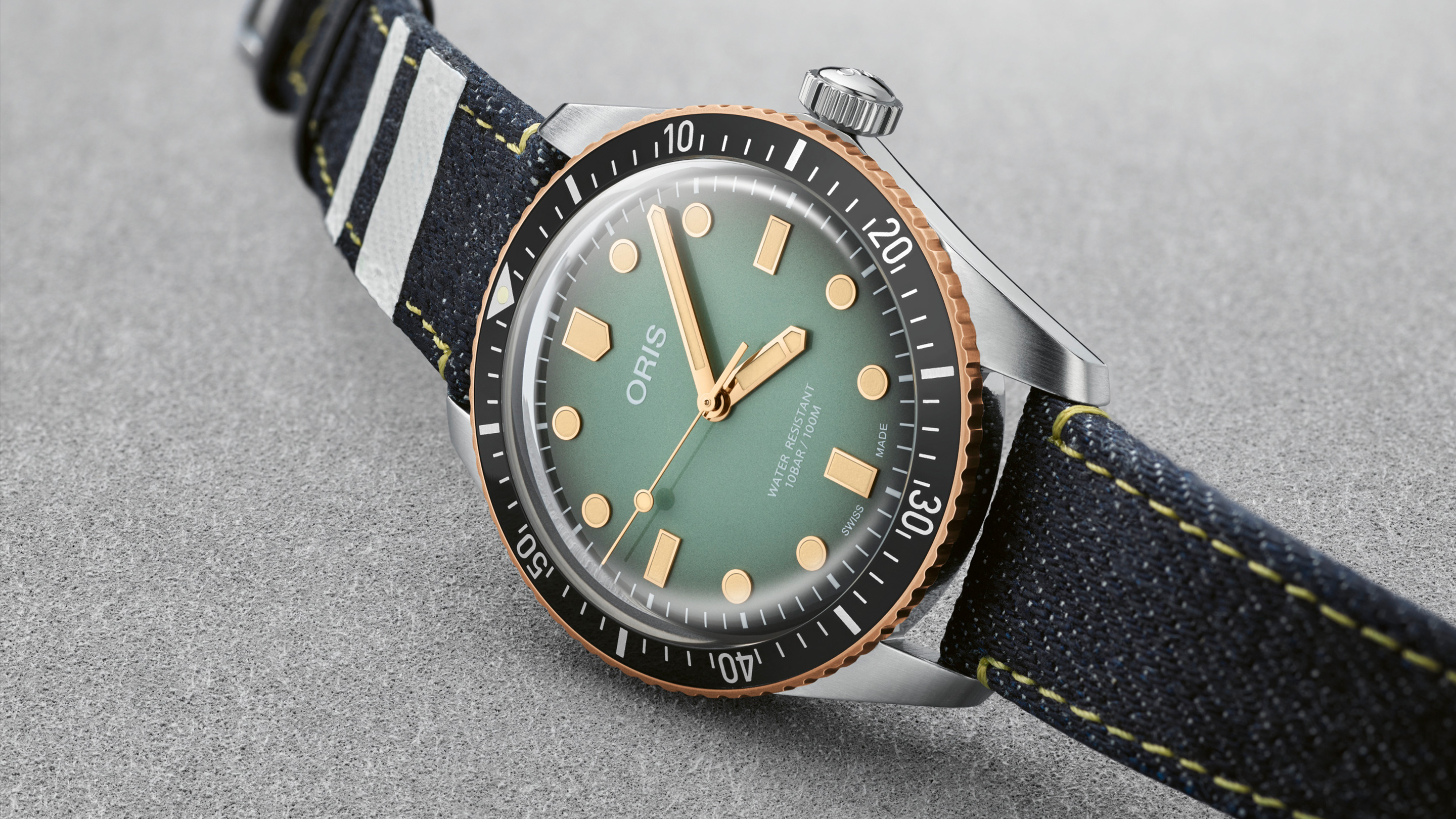 Introducing: オリス ダイバーズ 65 桃太郎ジーンズとの限定コラボモデル - Hodinkee Japan （ホディンキー 日本版）