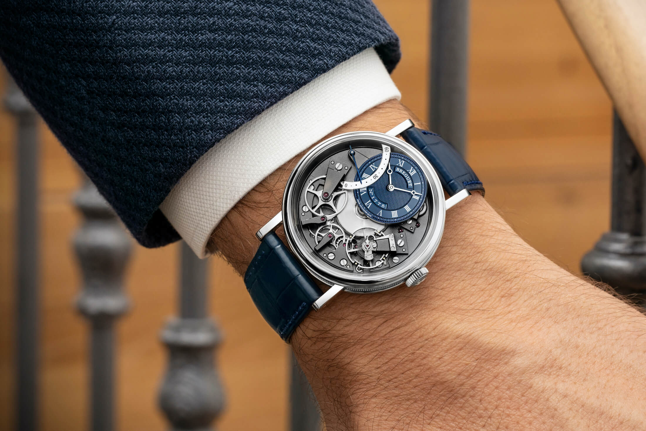 ブレゲ トラディション オートマティック レトログラード セコンド 7097の着用イメージ