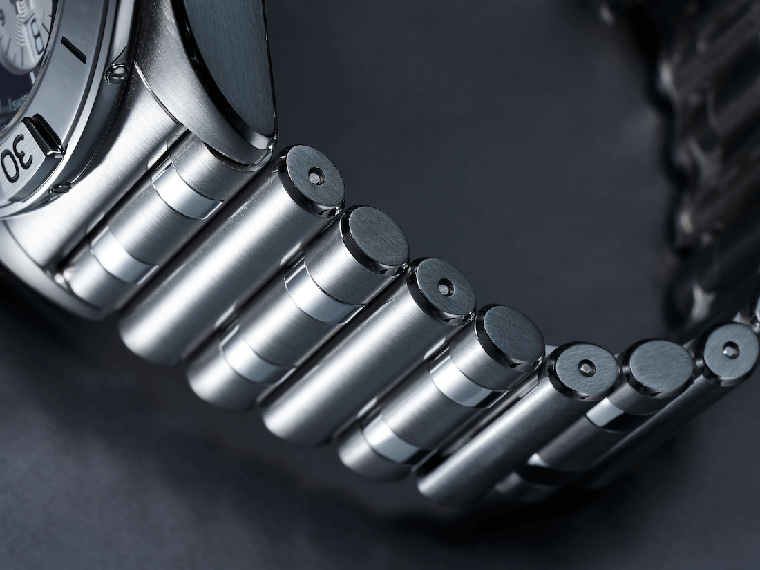 クロノマットB01 42のルーロー・ブレスレット