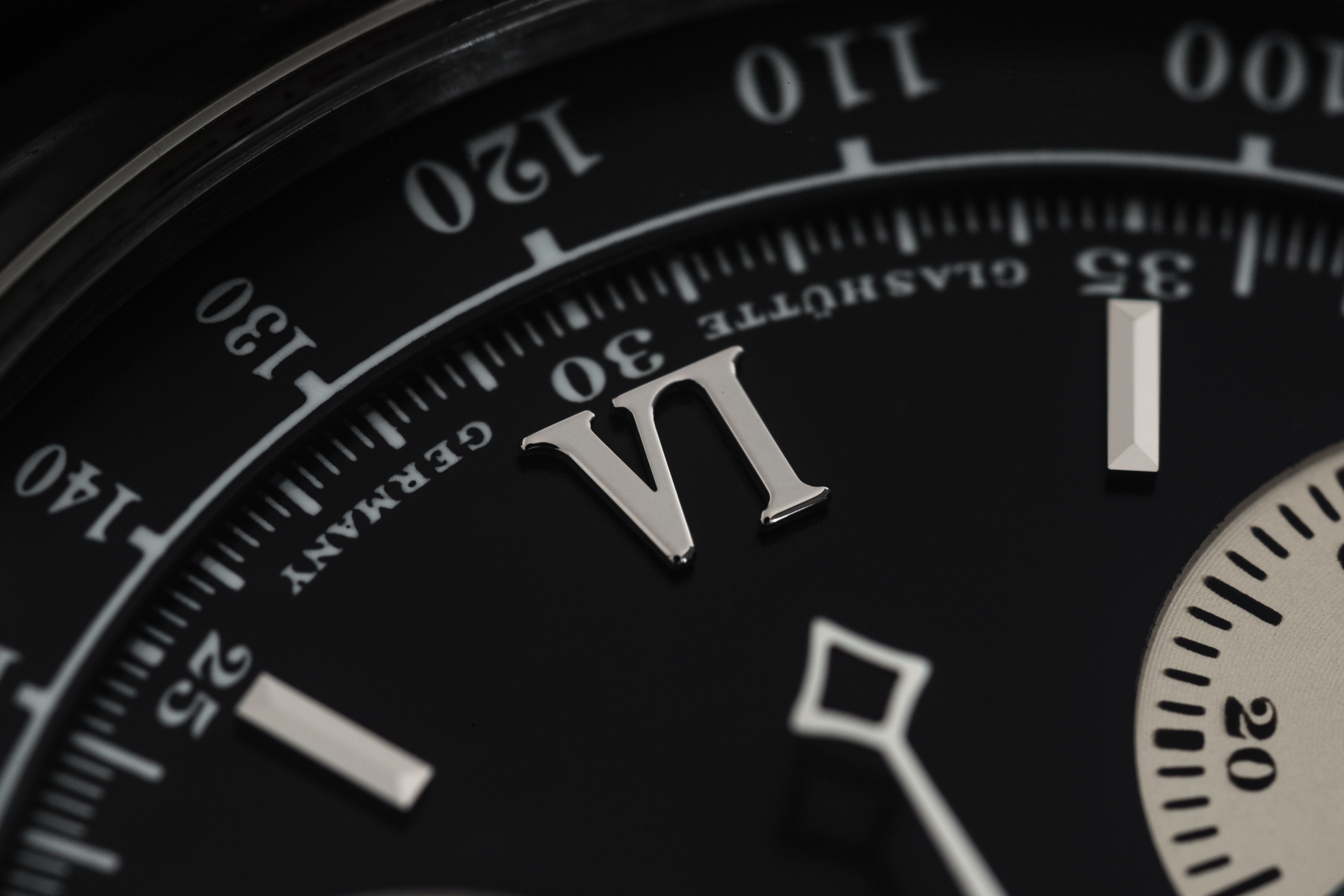 In Depth A ランゲ ゾーネ 初代ダトグラフを知る Hodinkee Japan ホディンキー 日本版