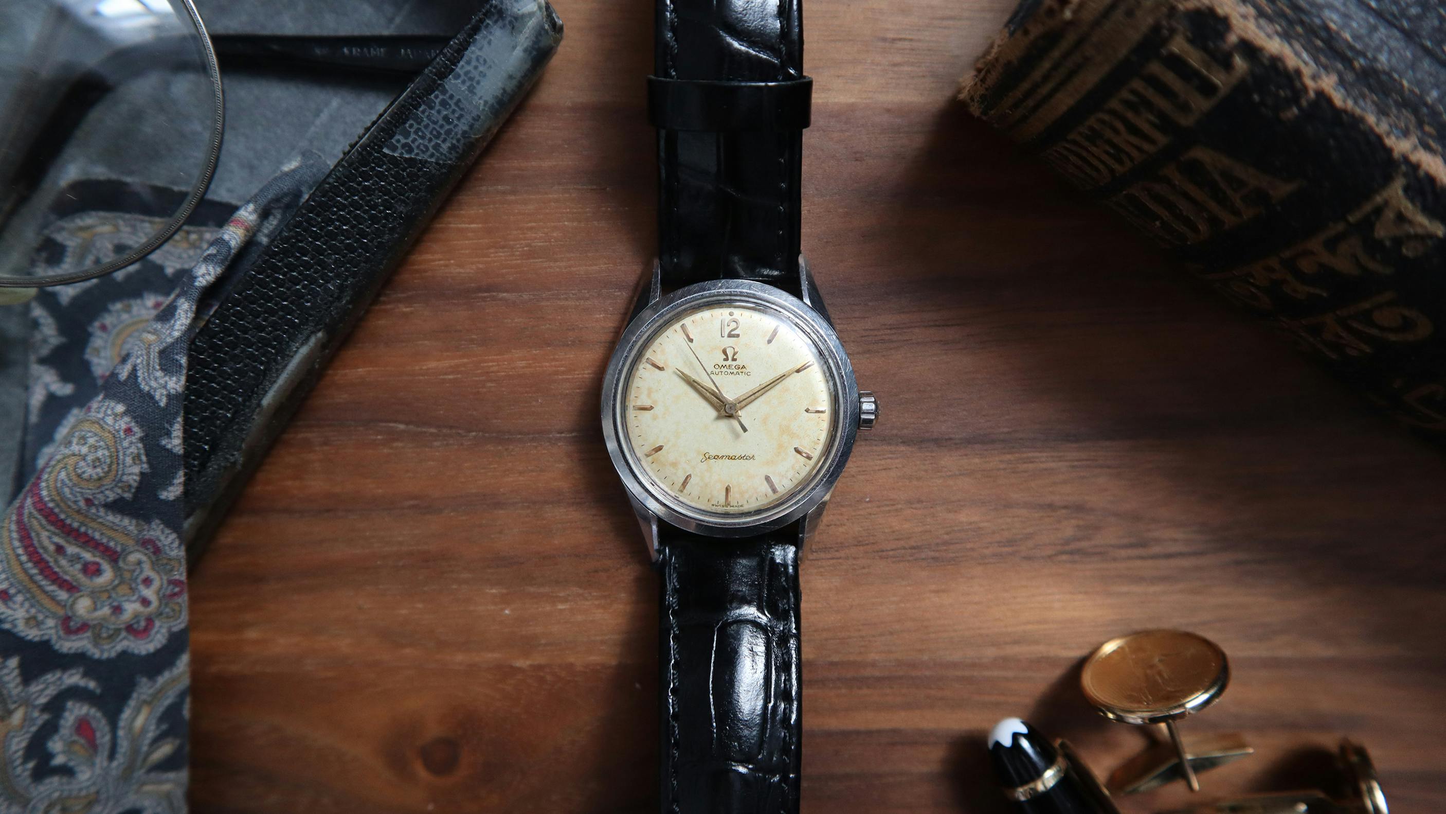 Just Because: オメガ シーマスター 34mmの真価を楽しむ - Hodinkee