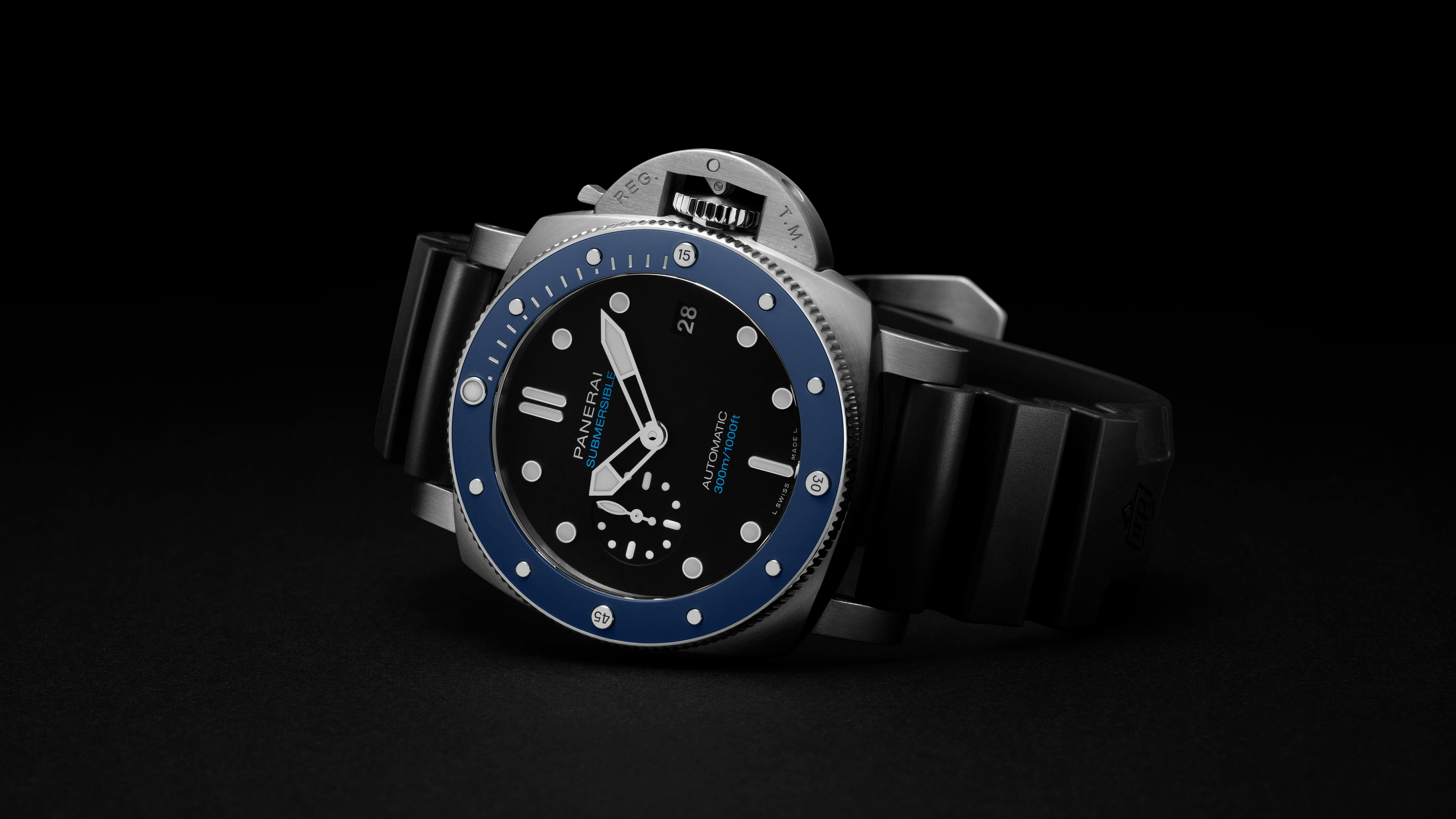 Introducing: パネライ サブマーシブル アズーロ 42MM リミテッド
