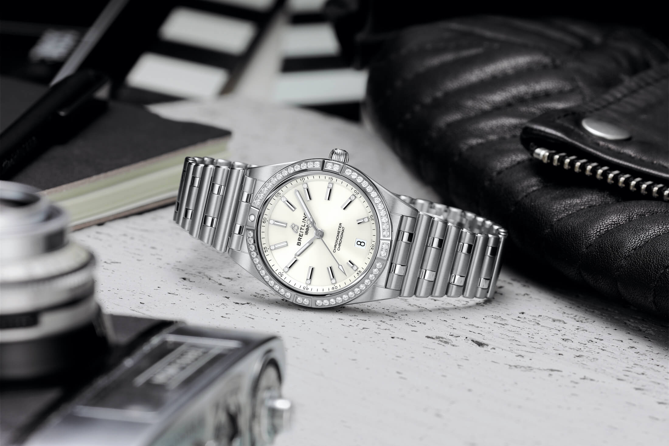 クロノマット オートマティック 36のホワイトダイヤル