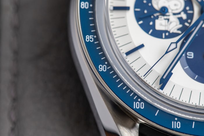 Hands On オメガ スピードマスター シルバー スヌーピー アワード 50周年記念モデルを実機レビュー Hodinkee Japan ホディンキー 日本版 Hands On オメガ スピードマスター シルバー スヌーピー アワード 50周年記念モデルを実機レビュー Hodinkee Japan ホディンキー 日本版