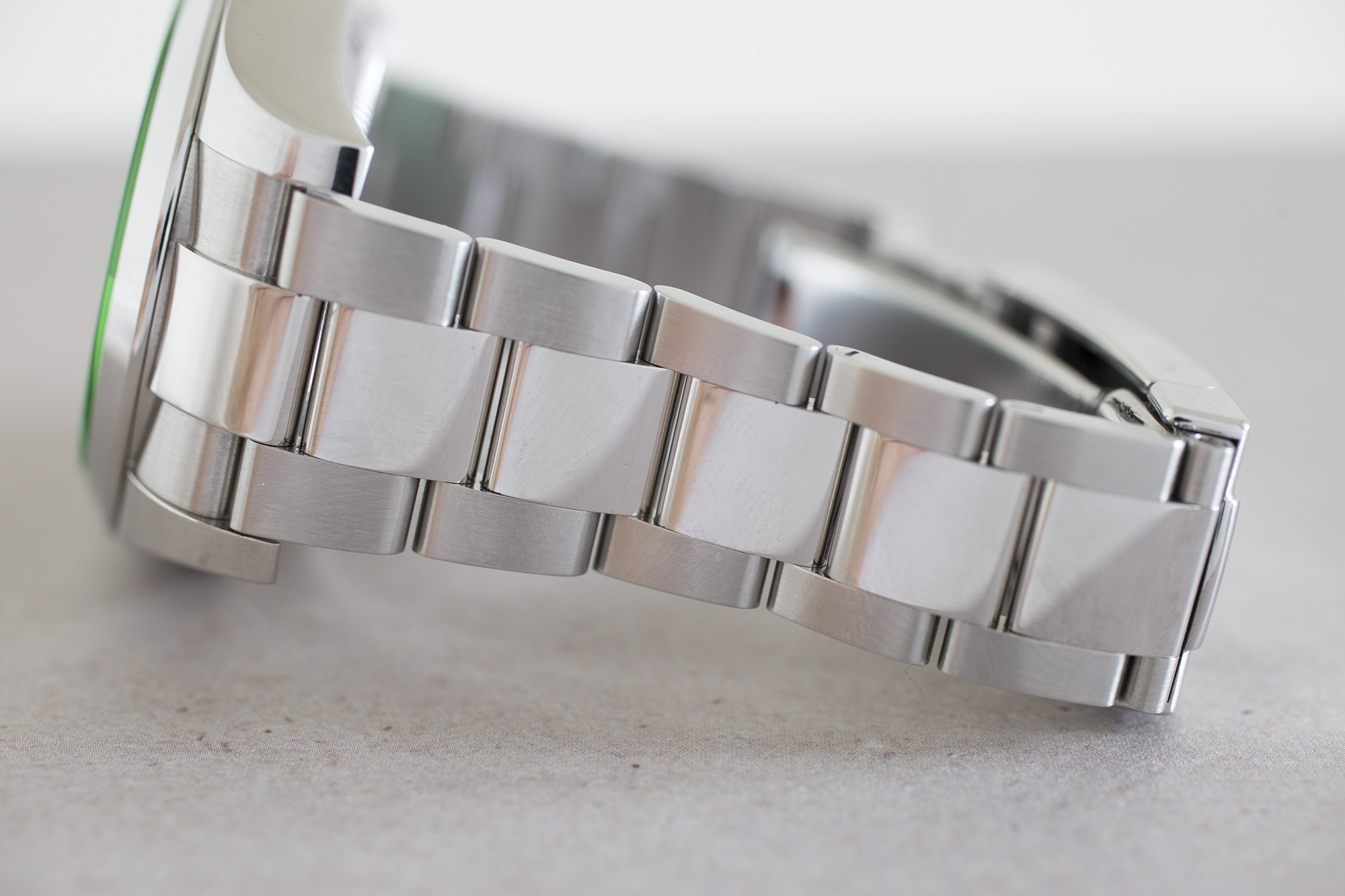 rolex milgauss z-blue bracelet