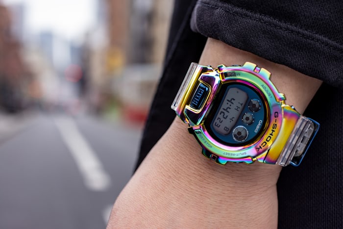 Introducing: The KITH For G-SHOCK GM-6900 レインボー 2021年新作 