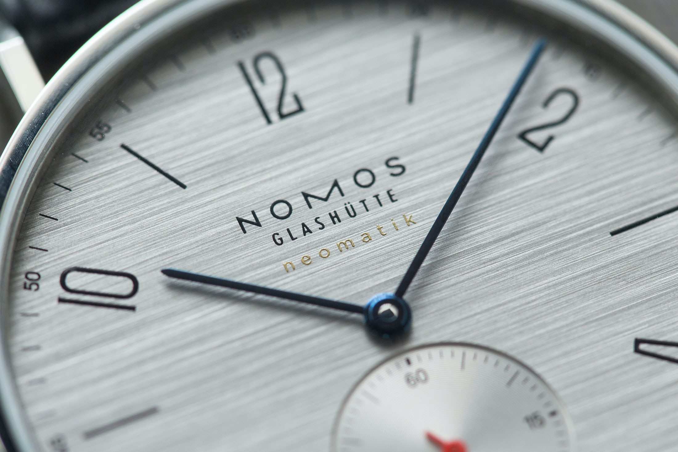 NOMOS