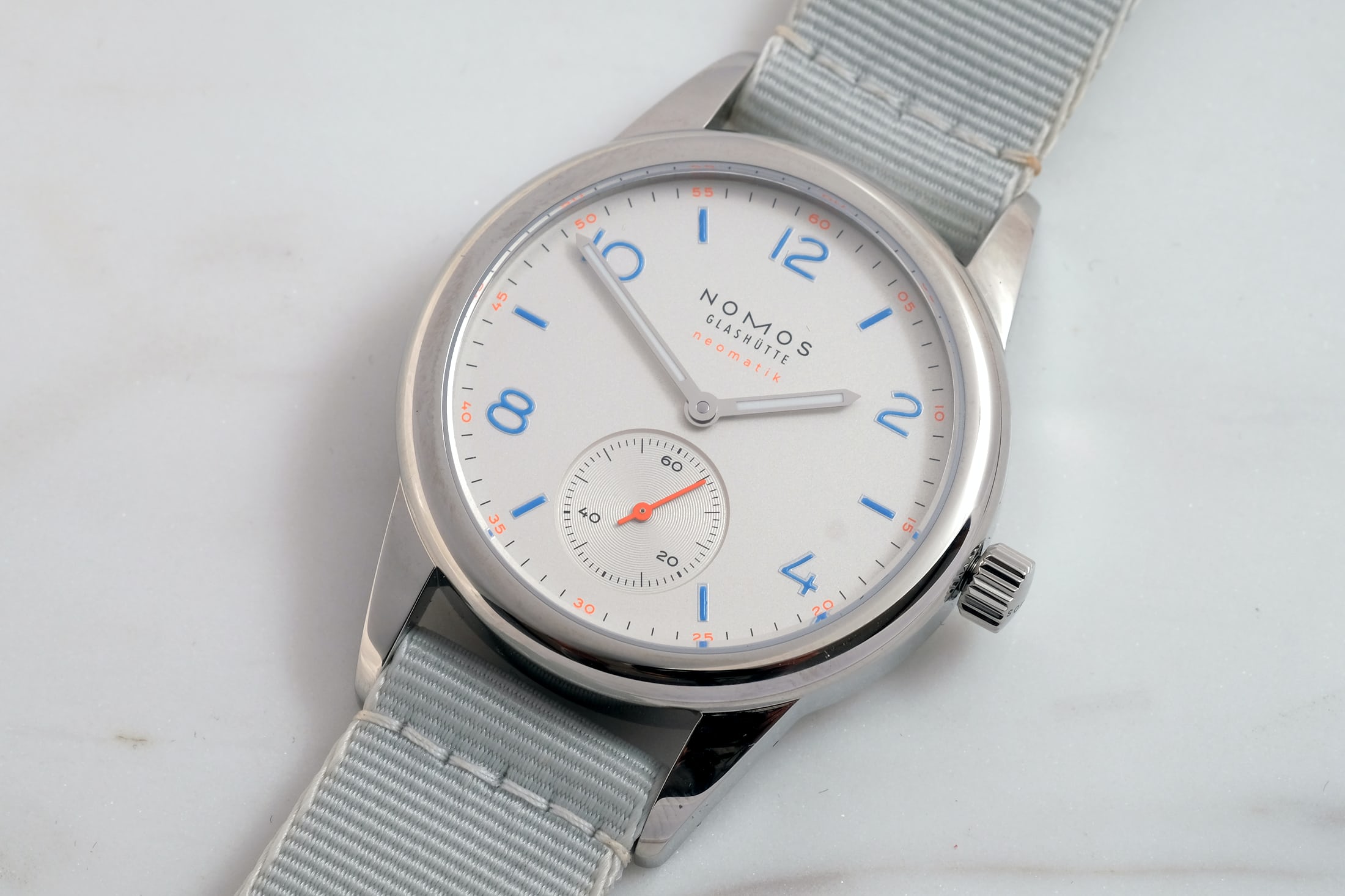 NOMOS
