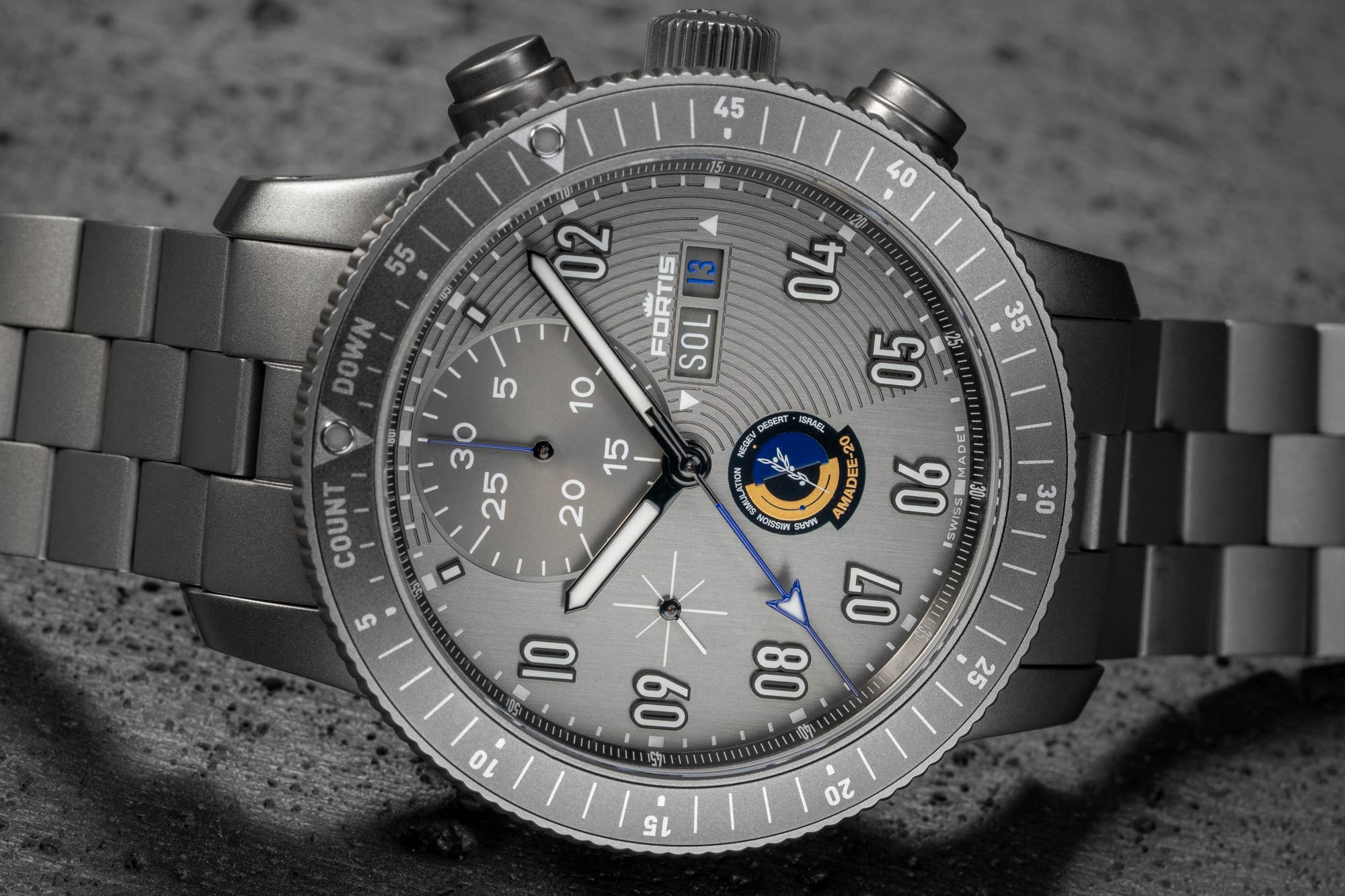 Introducing: フォルティス アマディ20 2021年新作 - Hodinkee Japan