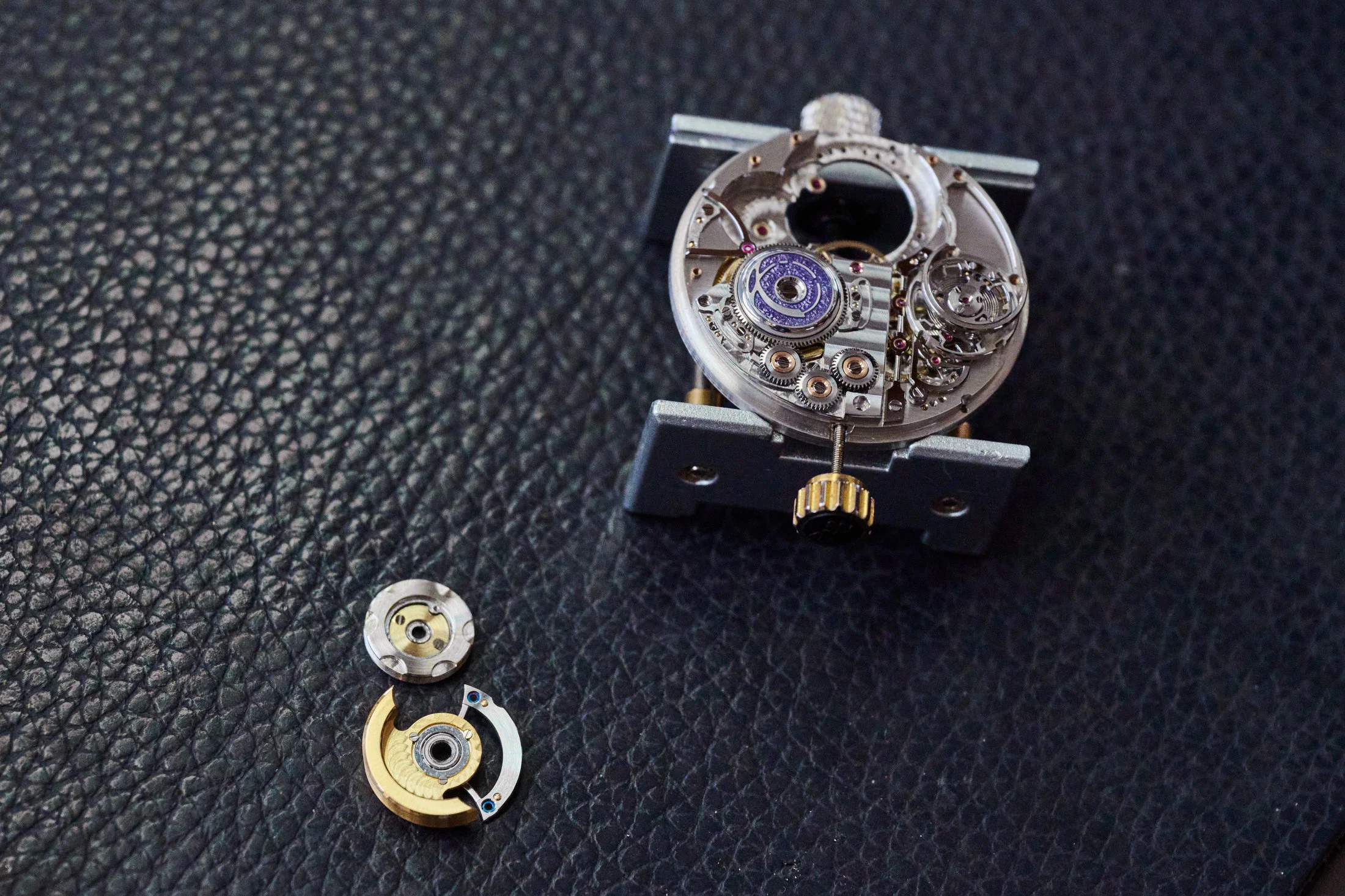 Renaud Tixier Monday movement