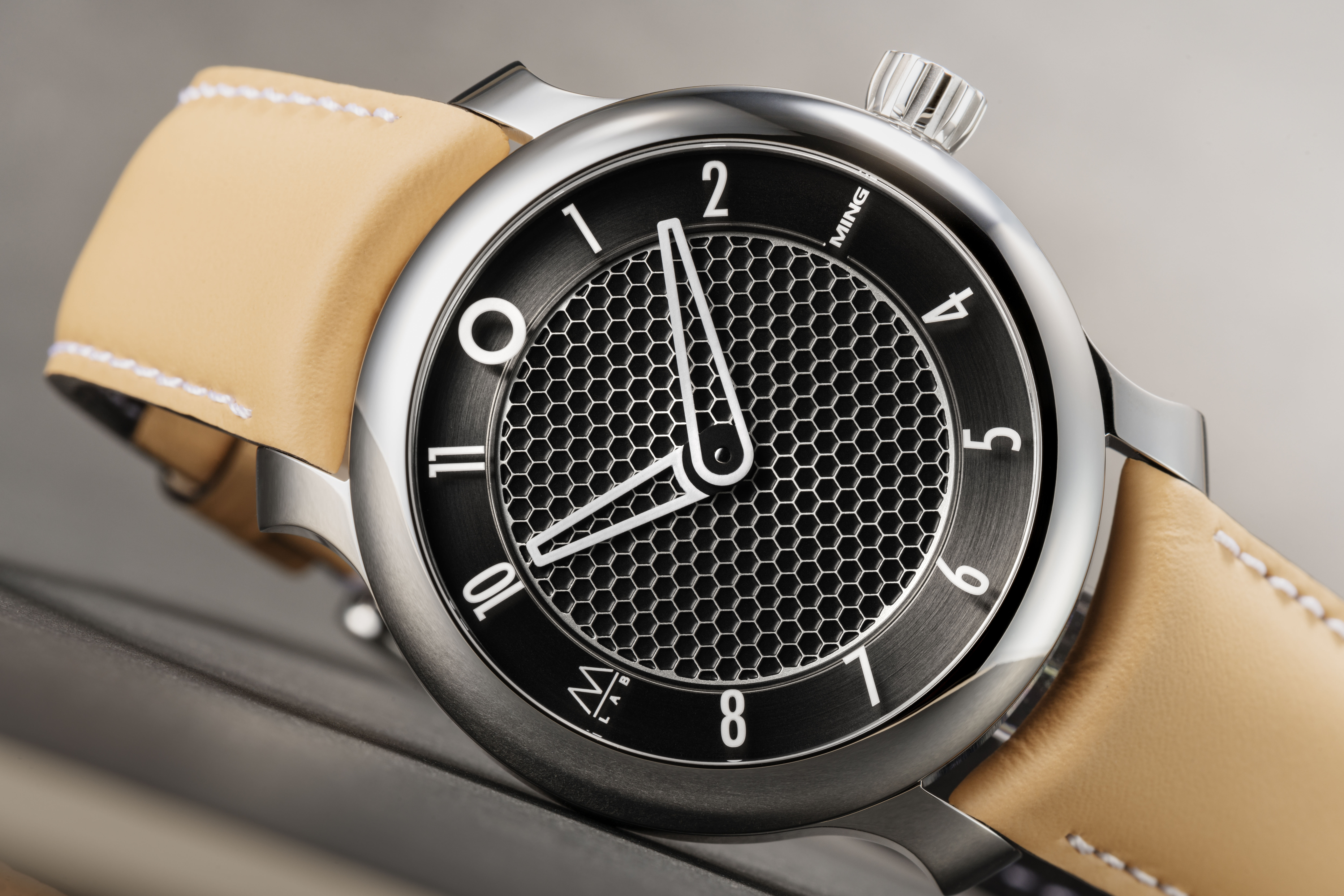 Introducing: 17.09 ミン x マッセナ LAB コラボレーション限定モデル