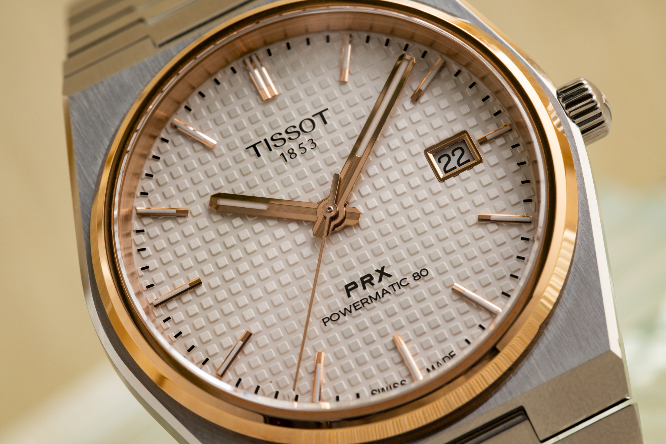 Introducing: ティソ PRX パワーマティック 80は、過ぎ去りし70年代の魅力を証明する - HODINKEE Japan （ホ