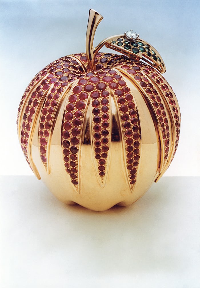 Cartier "Big Apple" pendant, 1976