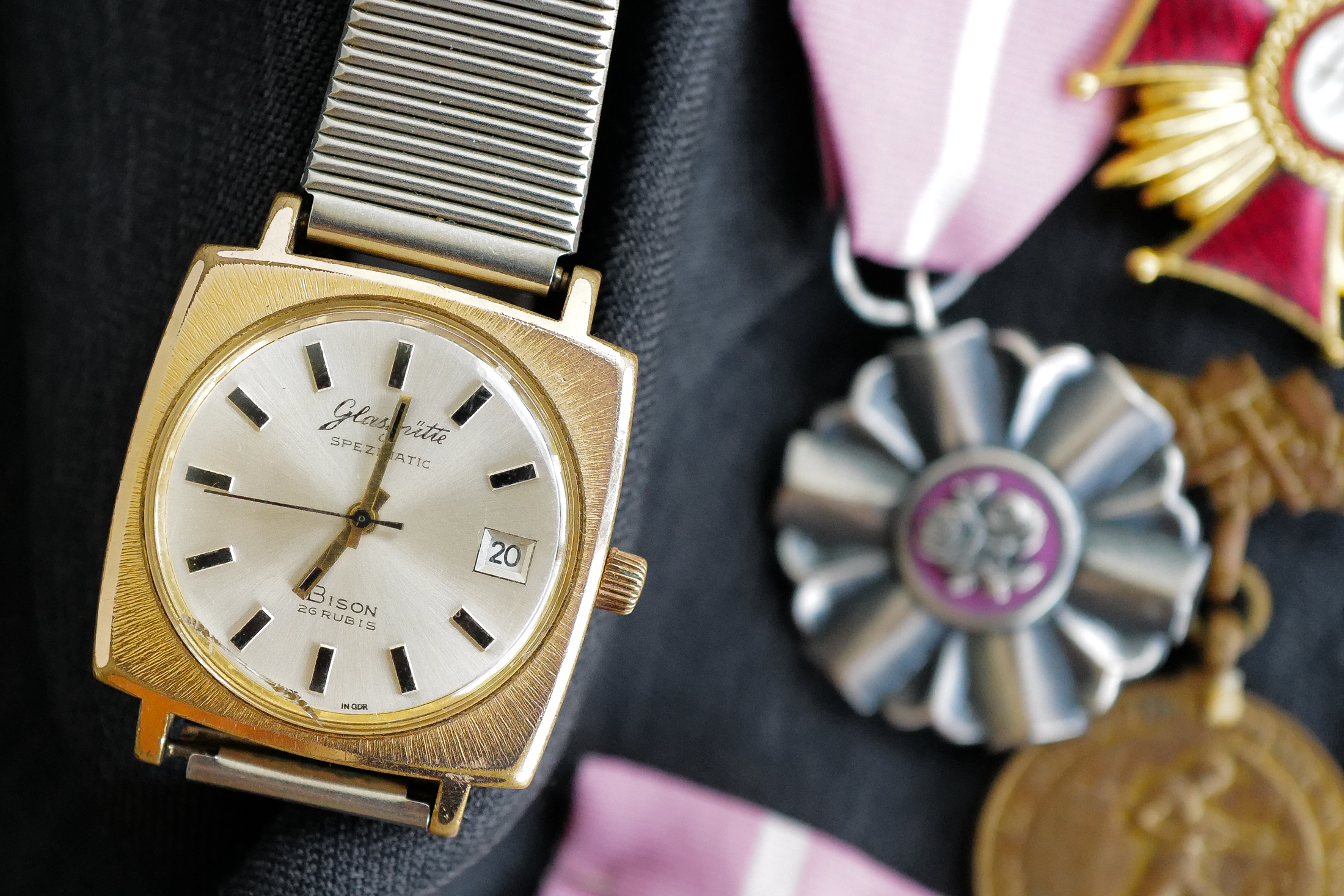 Found: 故国からやってきた時計 グラスヒュッテのスペツィマティック