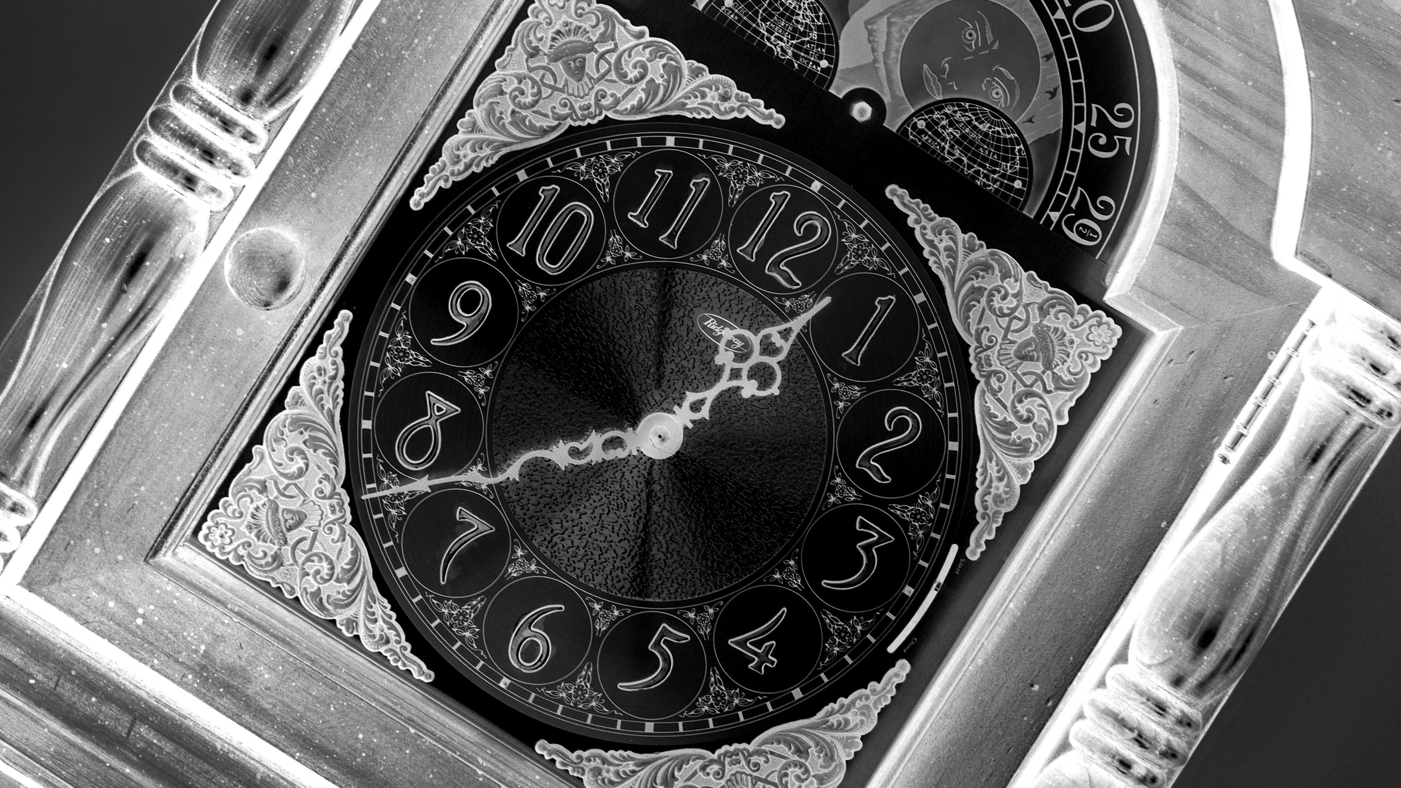 振り子時計はなぜこんなにも不気味なのか - Hodinkee Japan