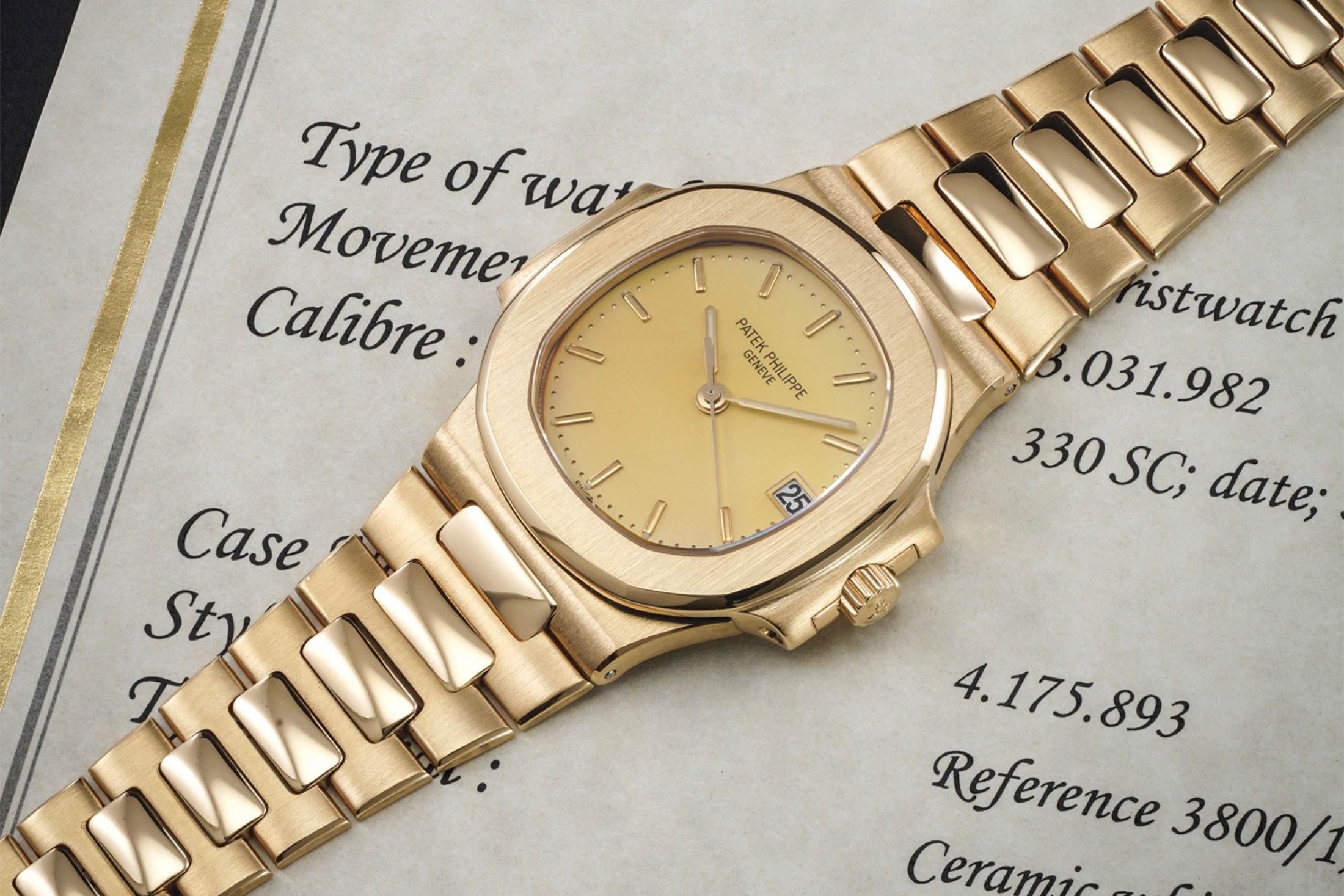 Patek Philippe Nautilus ref. 3800 with tropical lemon dial, Phillips Geneva Watch Auction XIV