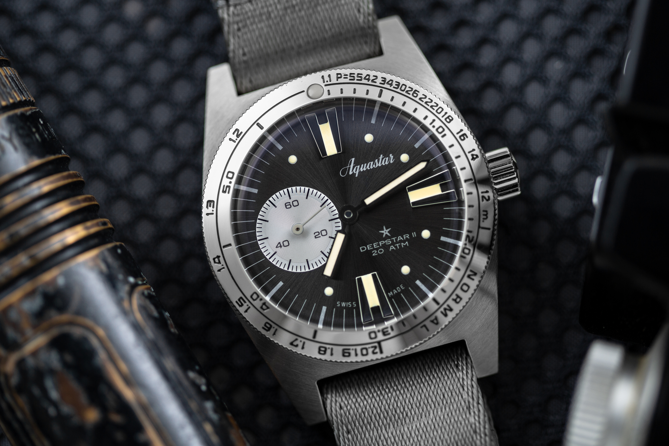 A close up shot of the Deepstar II's dial