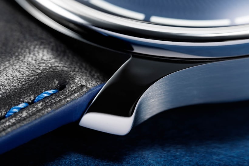 The Ming 37.05 Moonphase Date, lug closeup