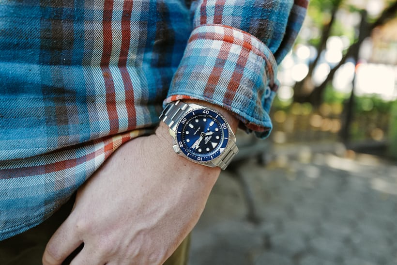 エク2  腕時計　アナログ時計　自動巻き　ロレックスなど　高級時計3万円で売ってもらえませんか