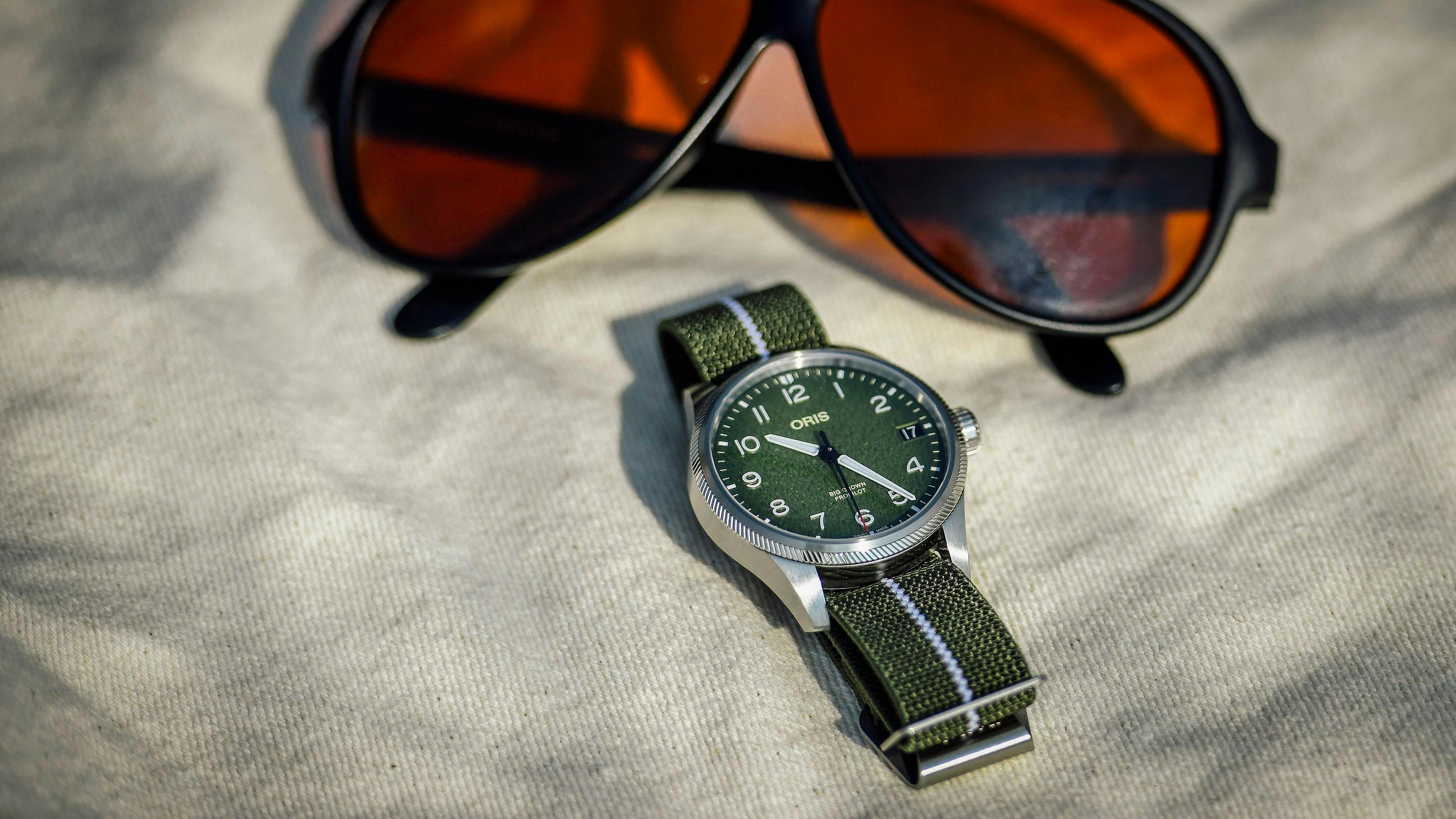 Hands On オリス オカバンゴ エアレスキュー リミテッド エディション 限定モデルで環境保護を推進 Hodinkee Japan ホディンキー 日本版