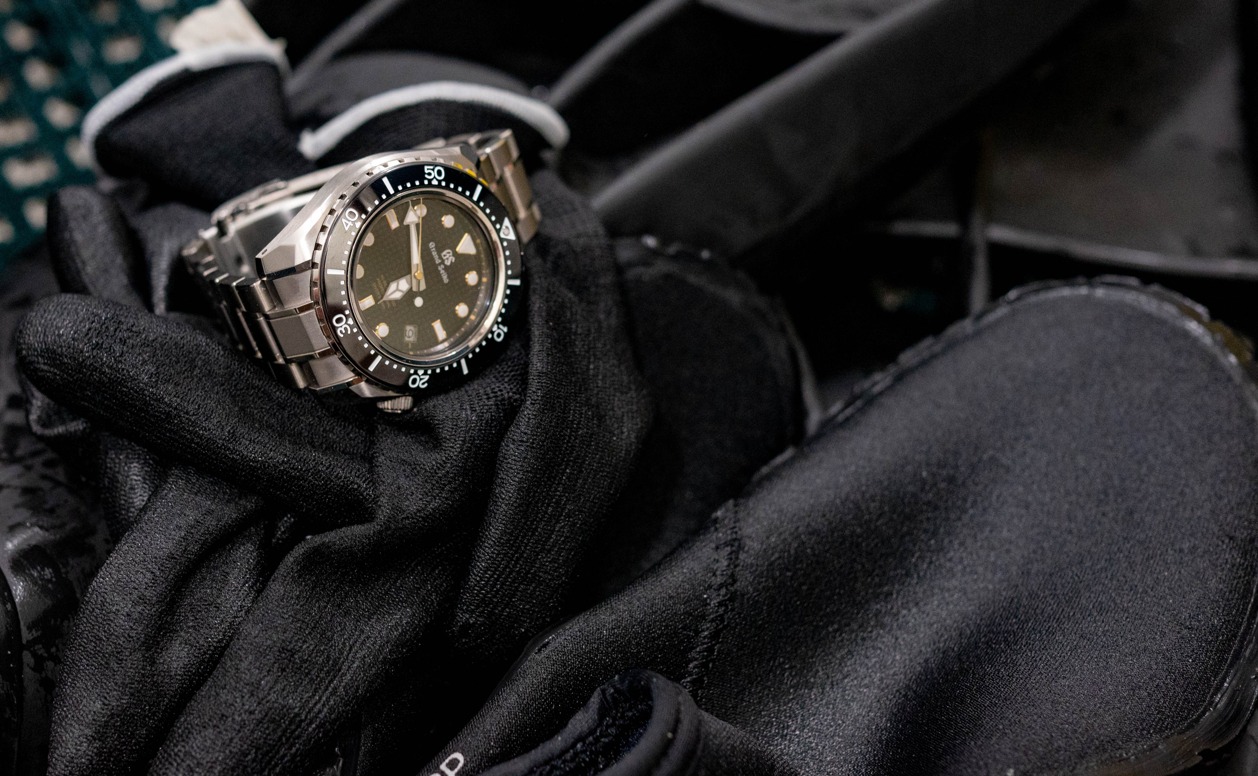 watch and dive stuff