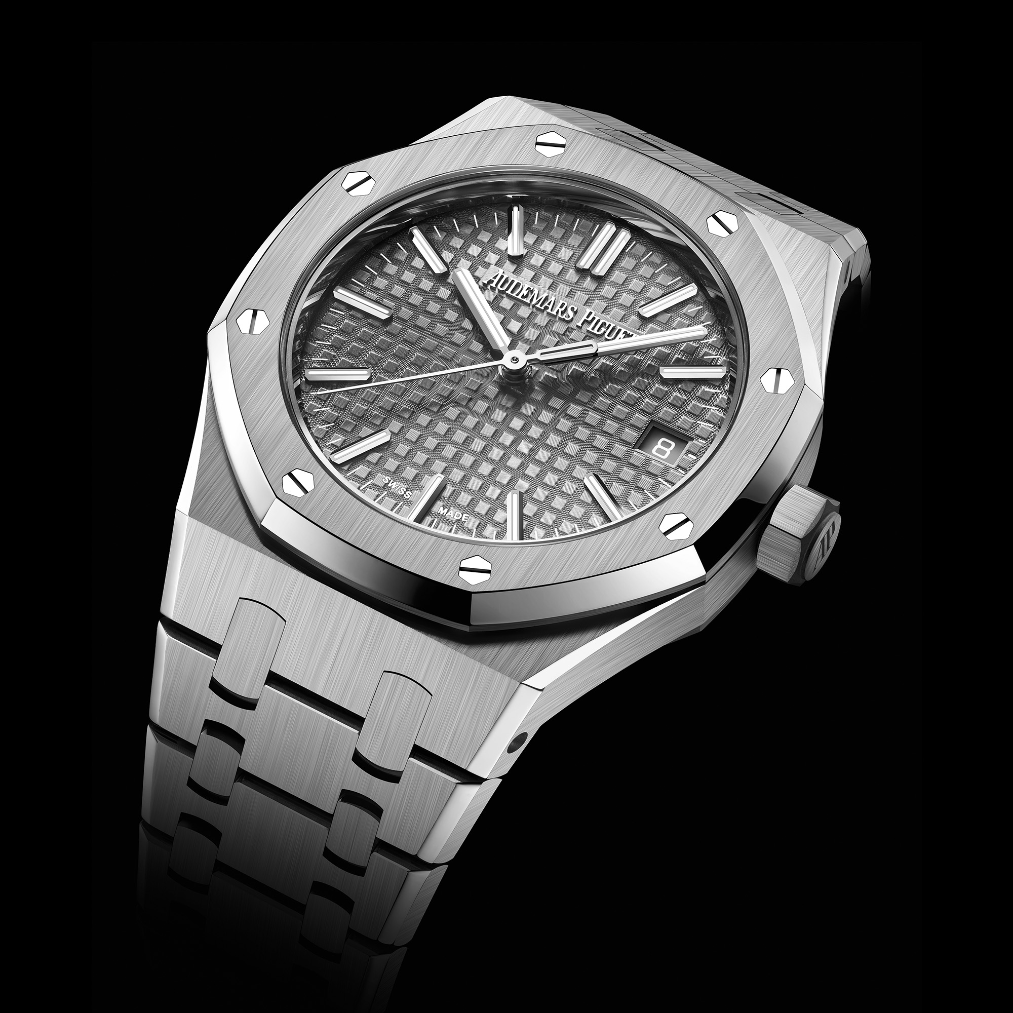 Audemars Piguet Royal Oak Selfwinding / 37mm grey dial