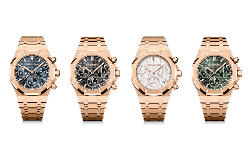 The new 41mm pink gold versions of the Royal Oak Selfwinding chronograph on bracelets. 