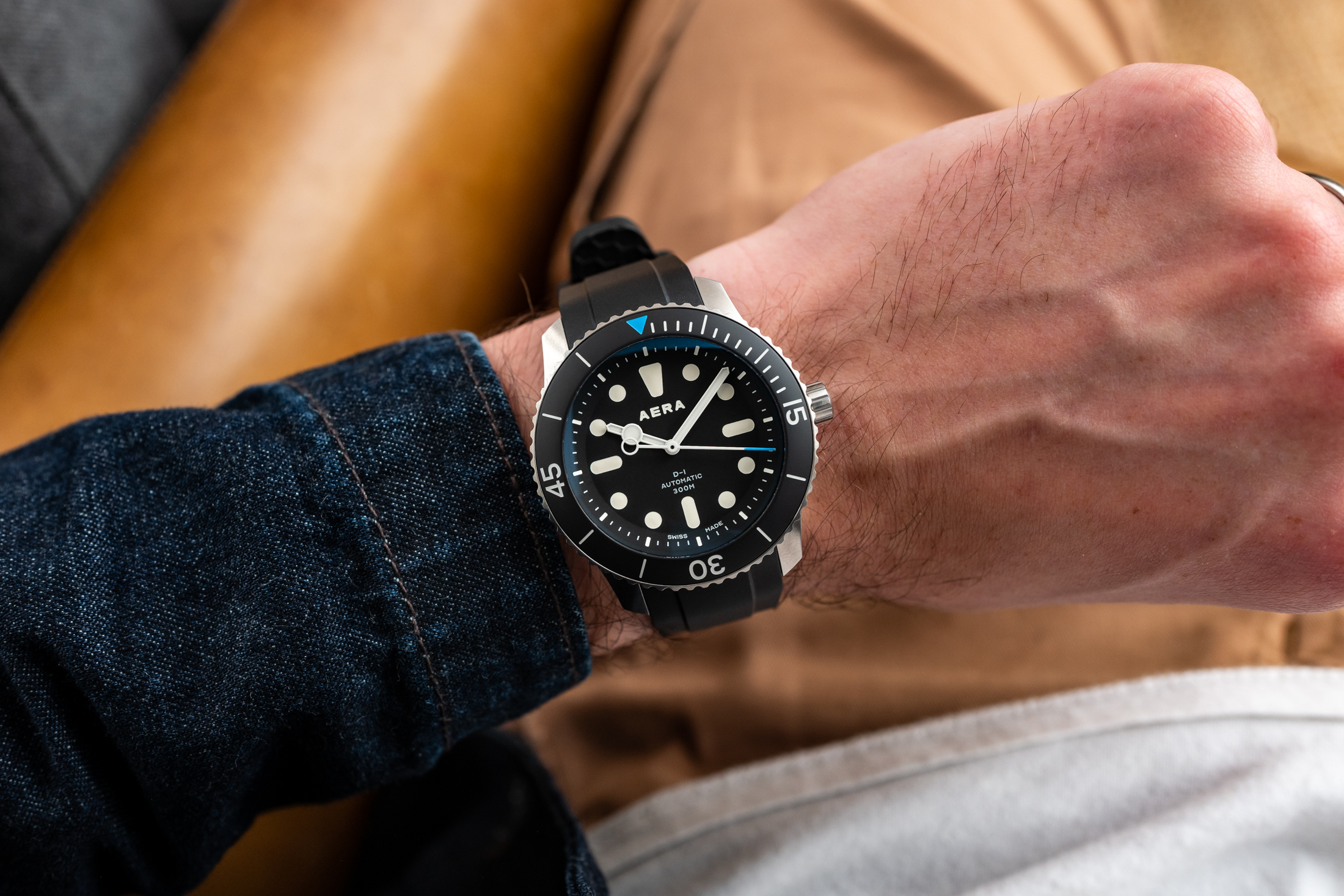 The Aera D-1 on the author's wrist. 