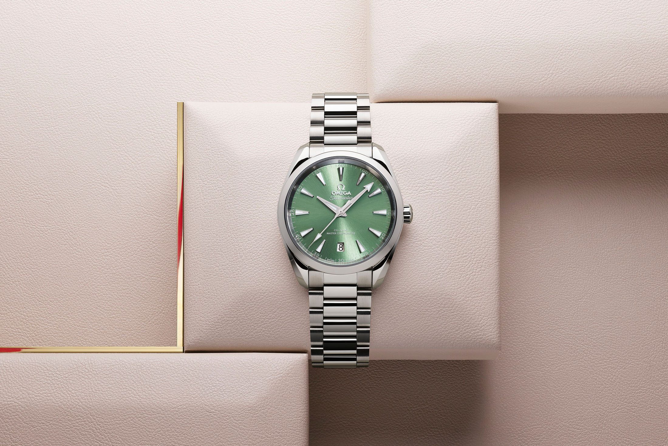 Omega Aqua Terra 38 green