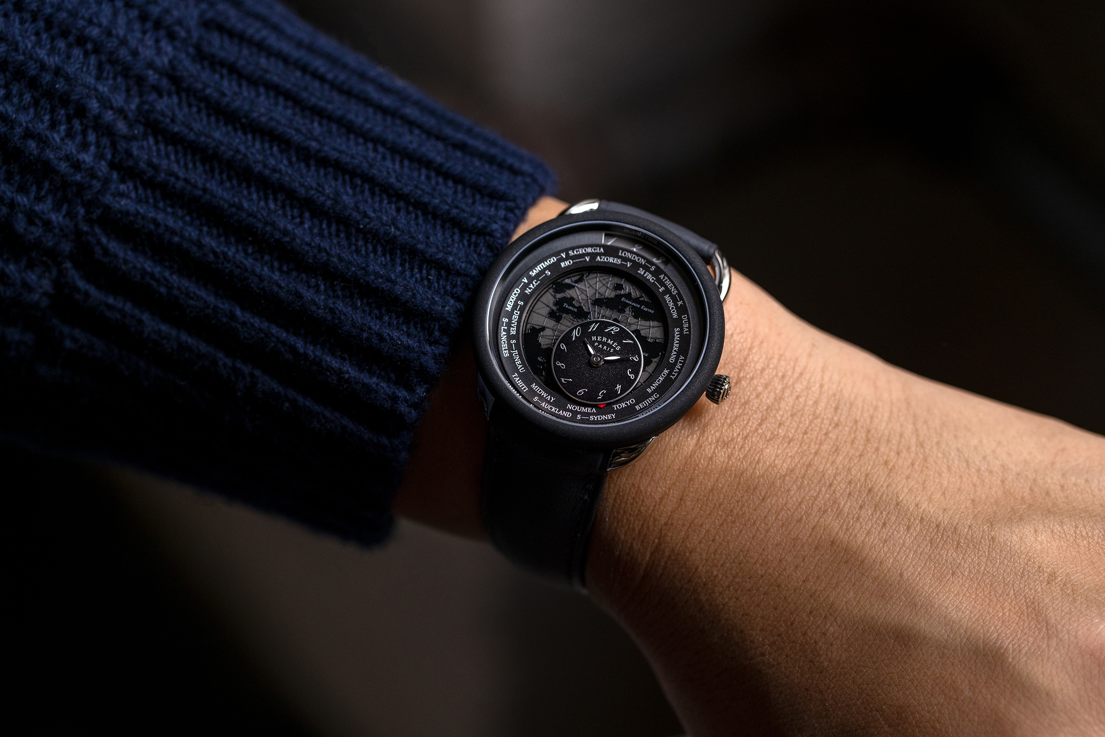 Black Arceau Le Temps De Voyageur wrist shot