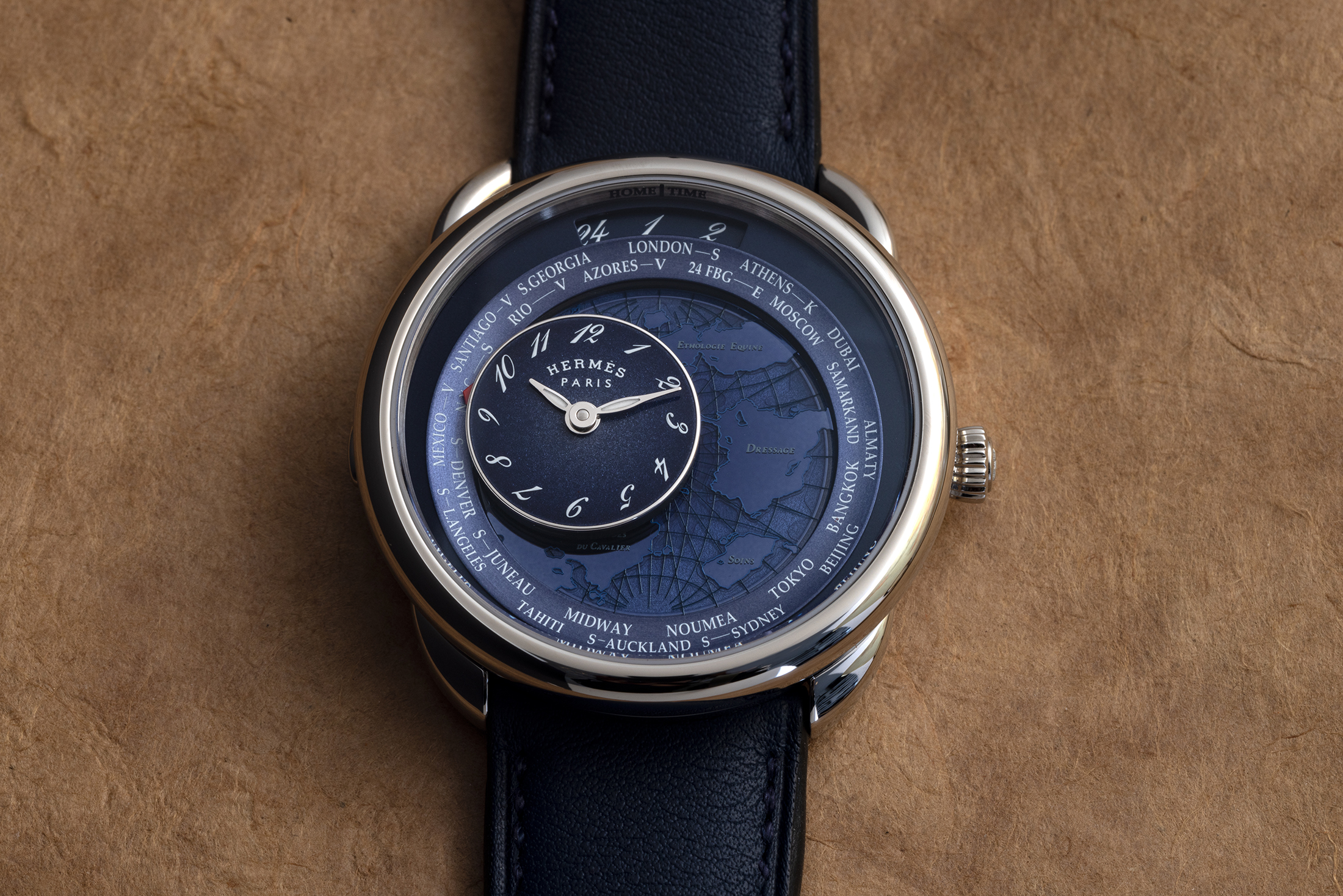 Arceau Le Temps De Voyageur blue model in steel