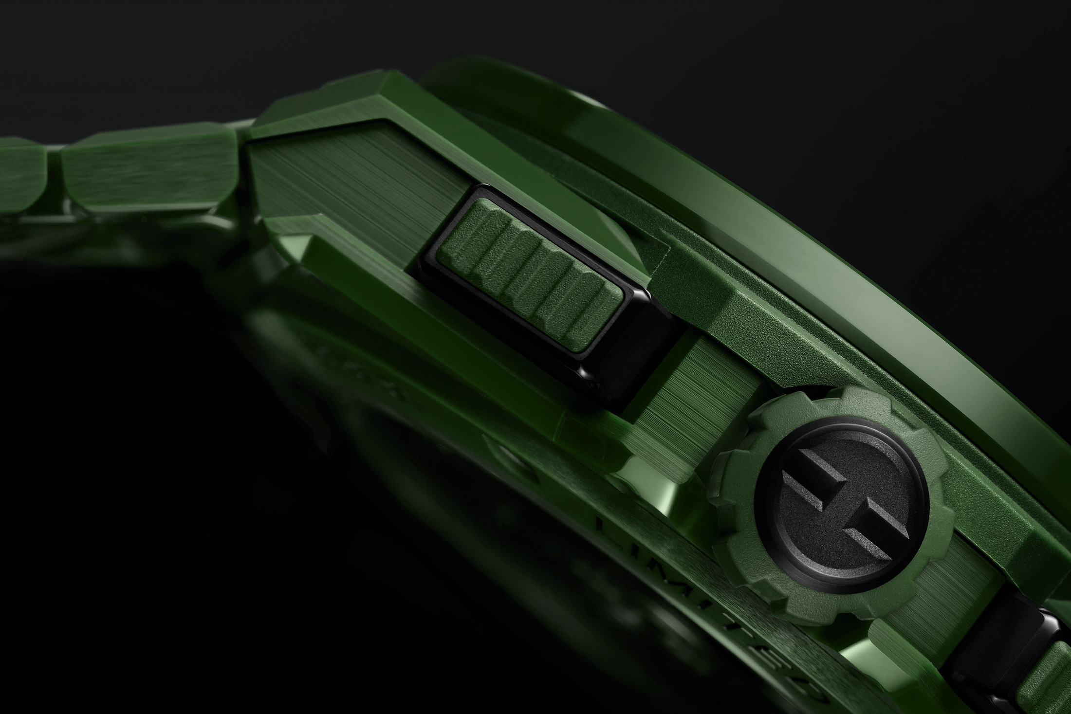 a green integral ceramic