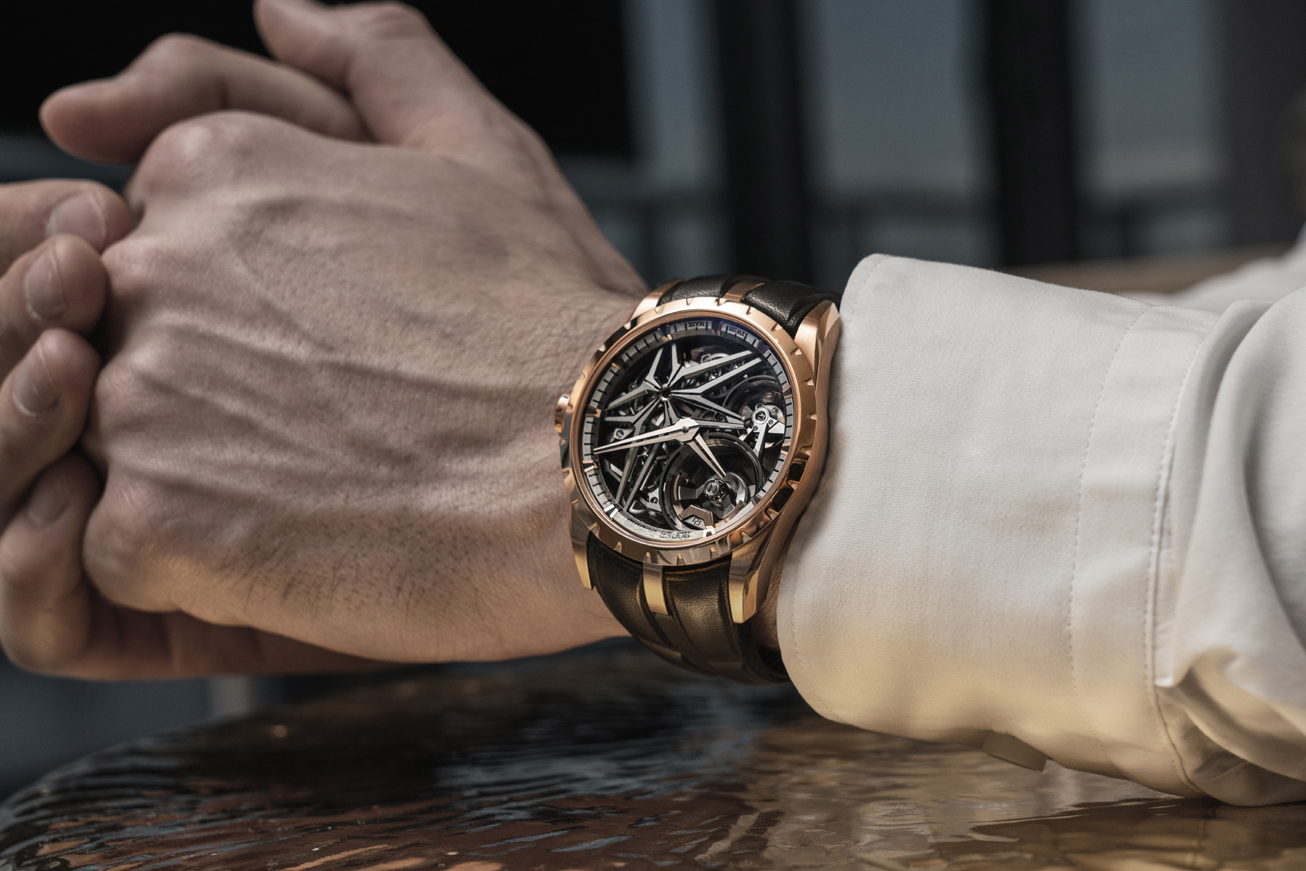 A man wears the new Roger Dubuis Excalibur Monobalancier. 