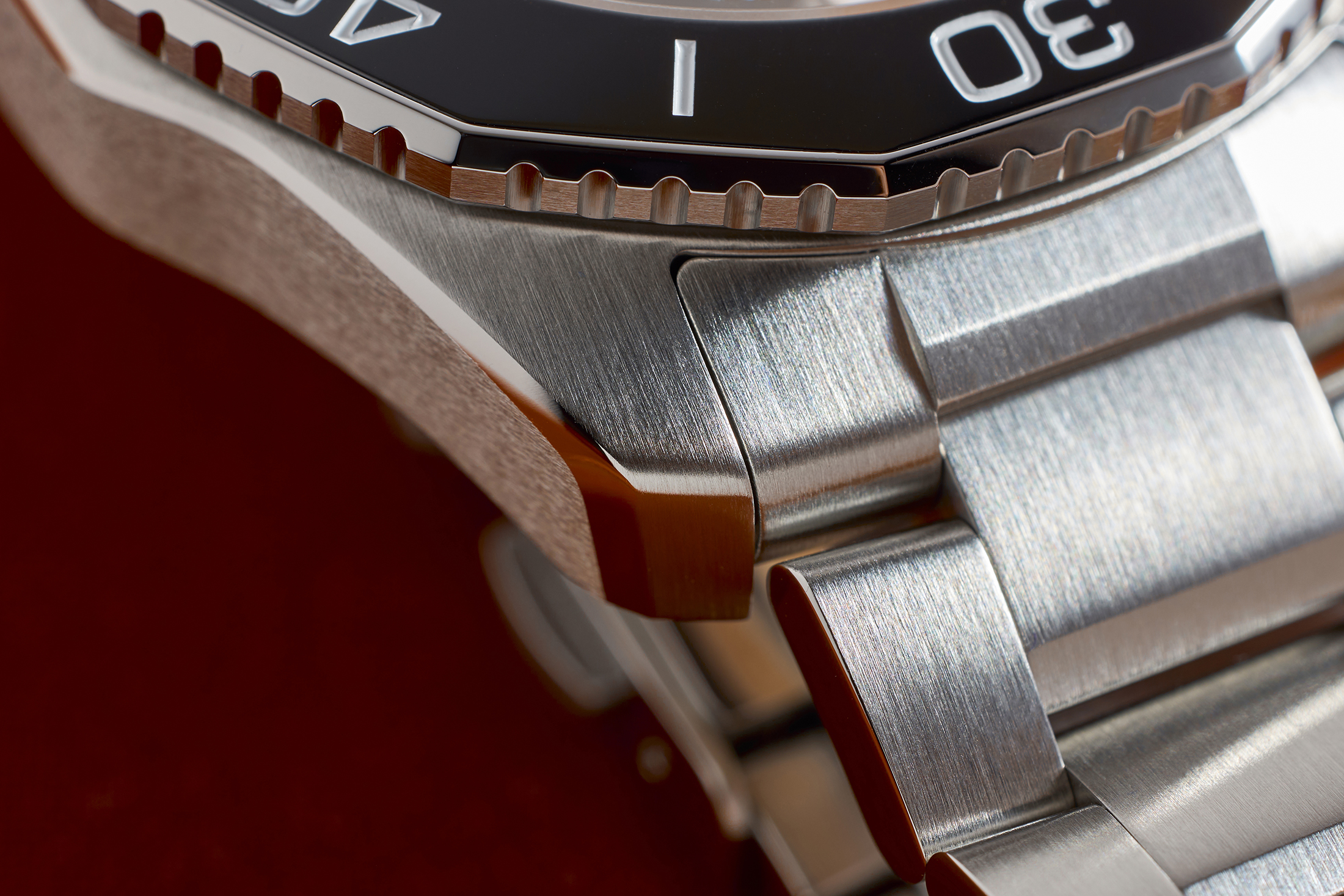 TAG Orange Diver bracelet