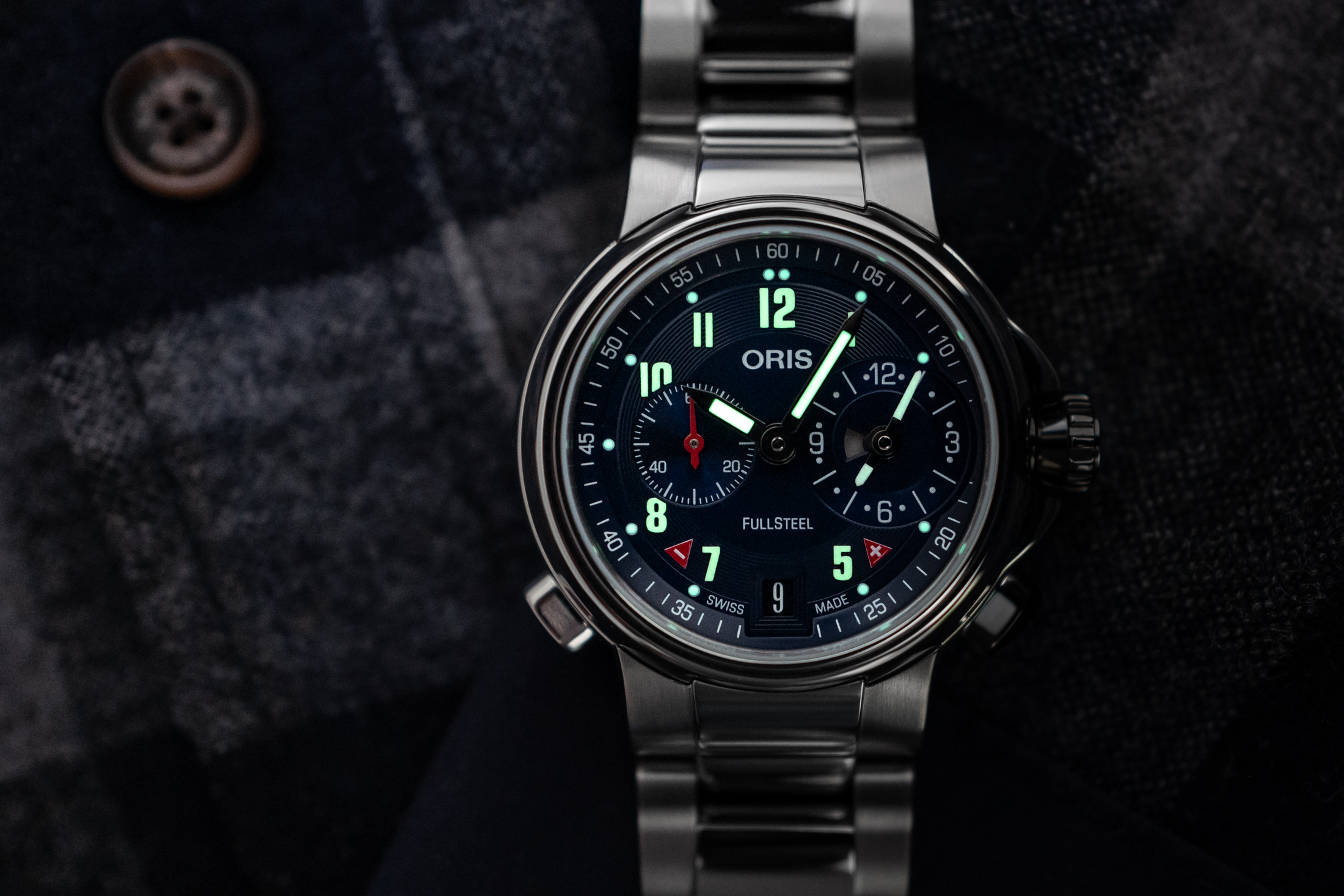 the oris full steel 