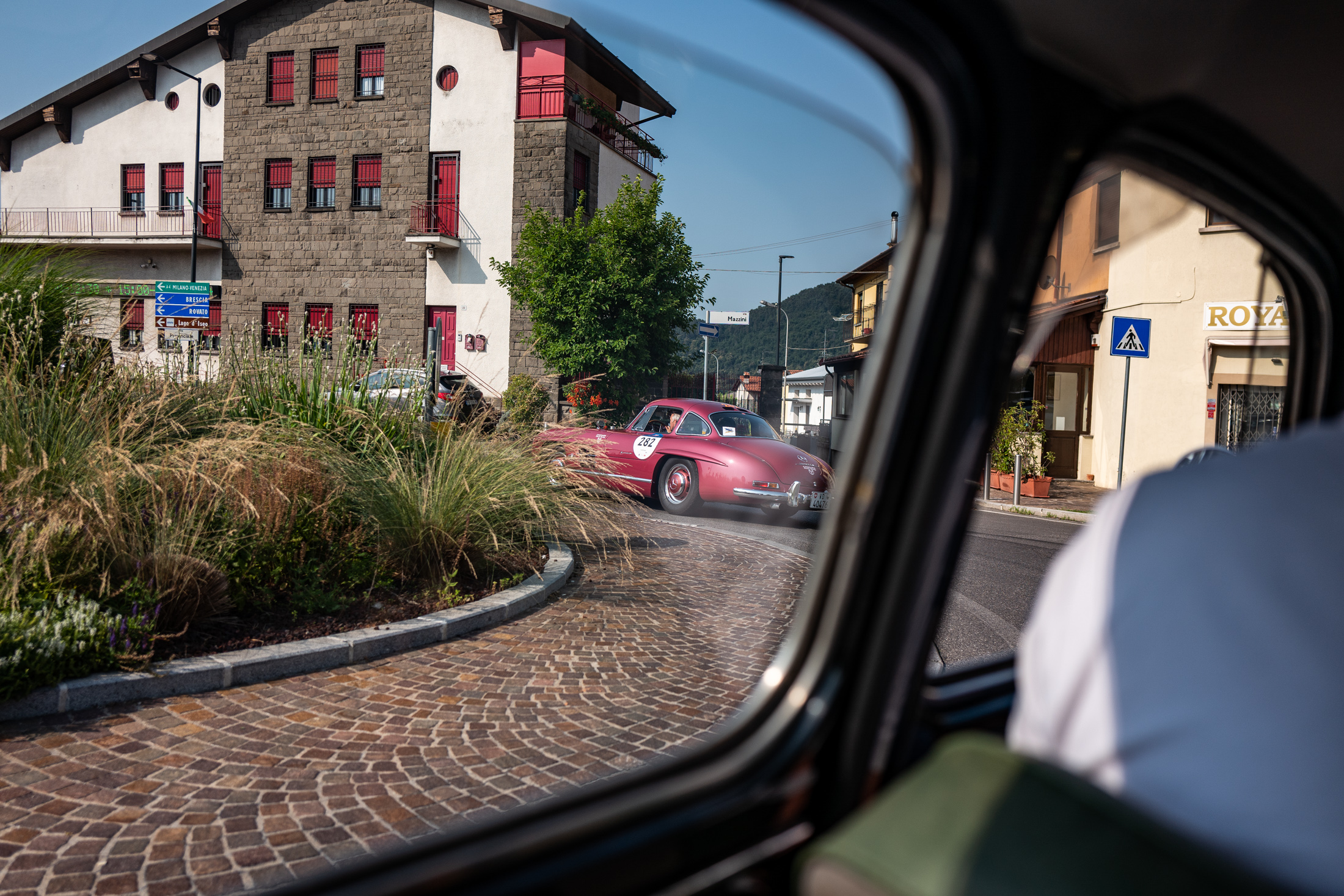 karl-friedrich's 300sl through the window