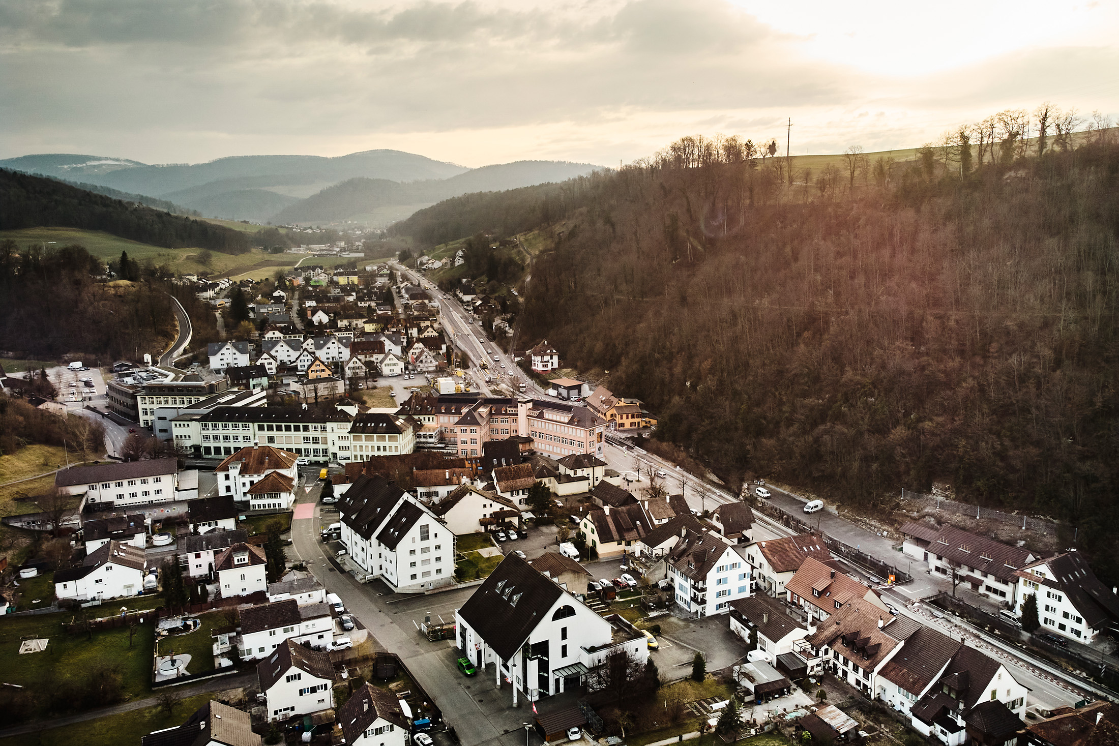 A view of buildings in Holstein 