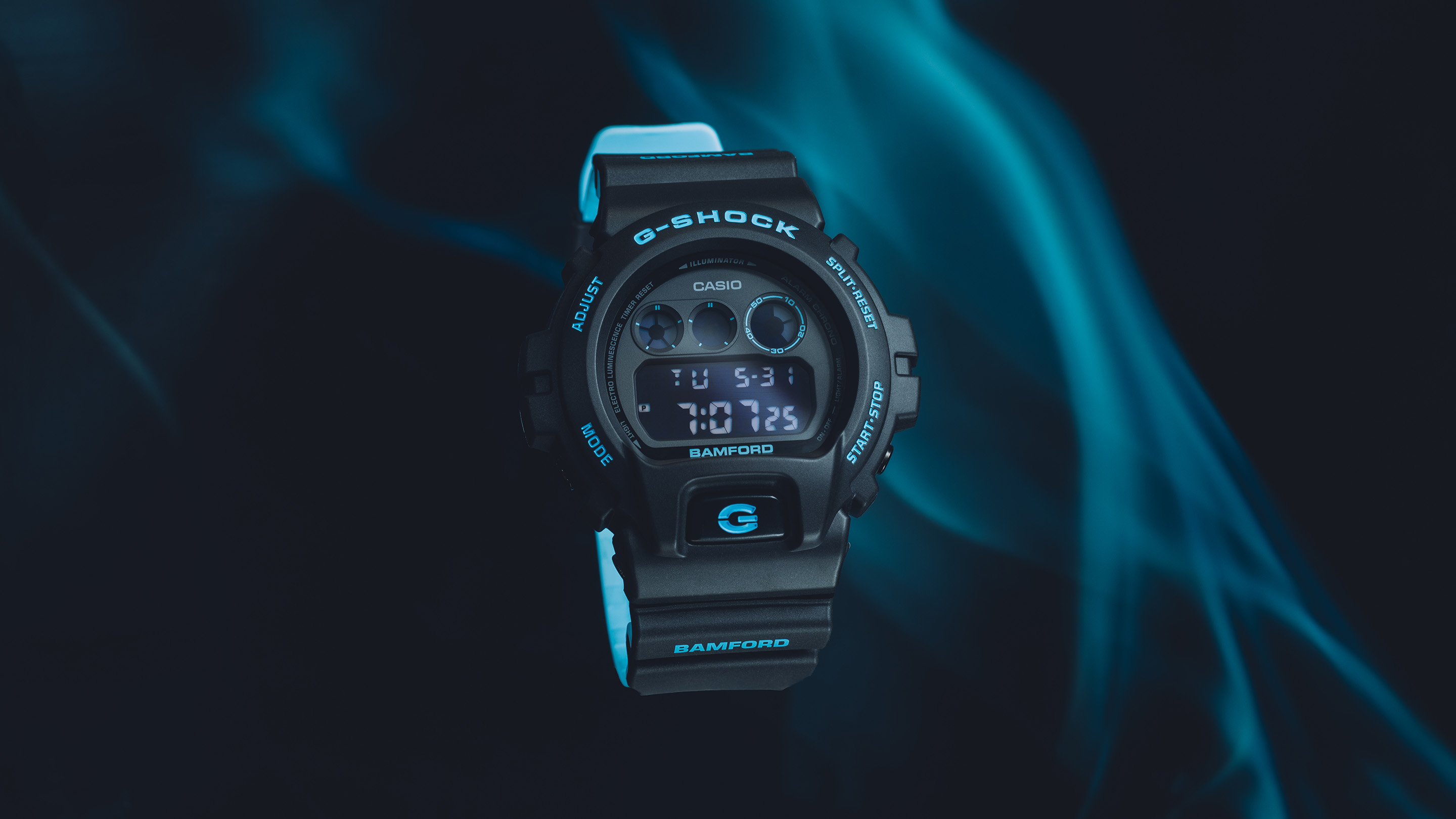 未使用‼️G-SHOCK DW-6900 ブラック/ブルー Introducing: G-SHOCK×バンフォード DW-6900BWD-1ERでトリプル