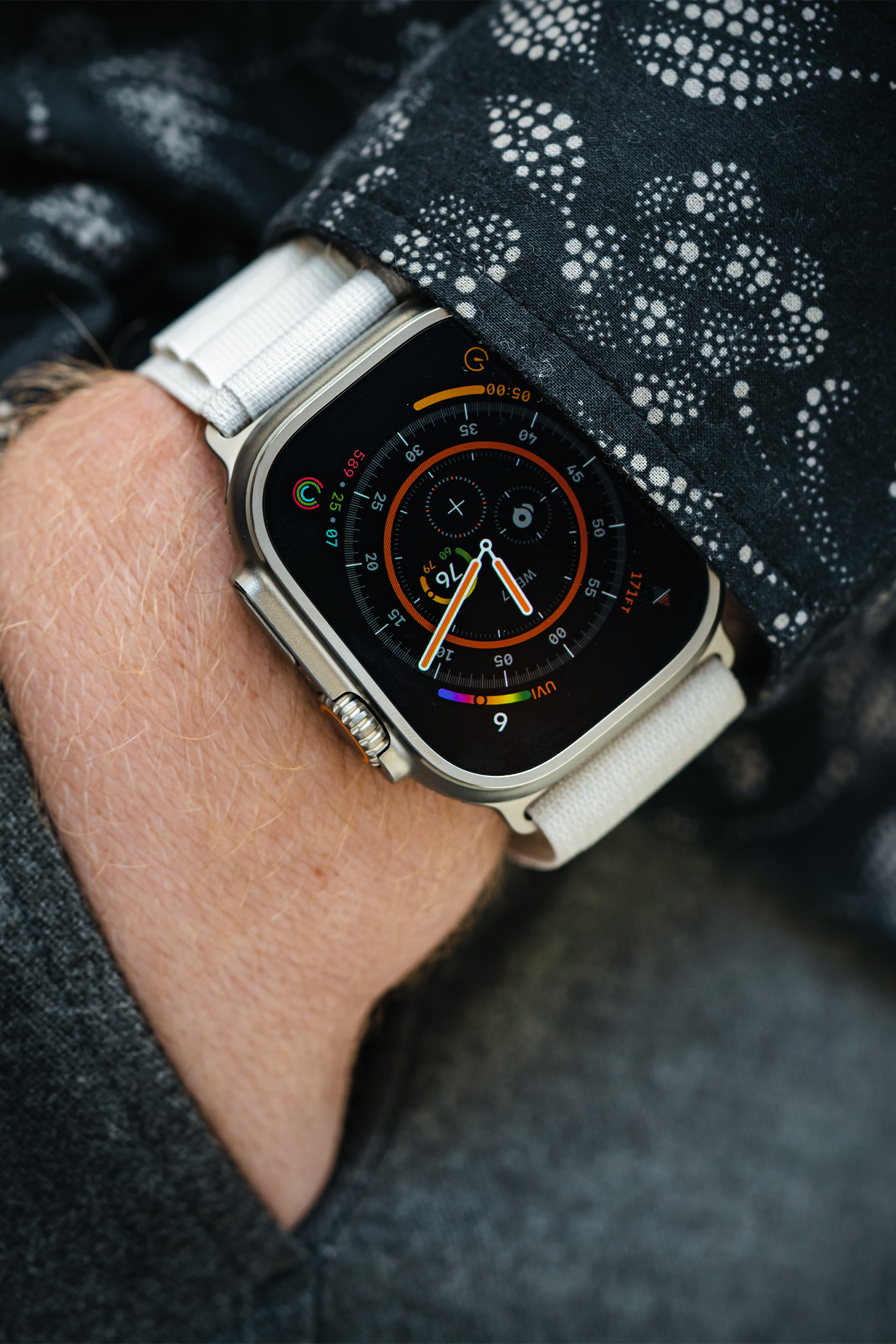 Apple Watch ultra スターライトアルパインループ M - 腕時計(デジタル)