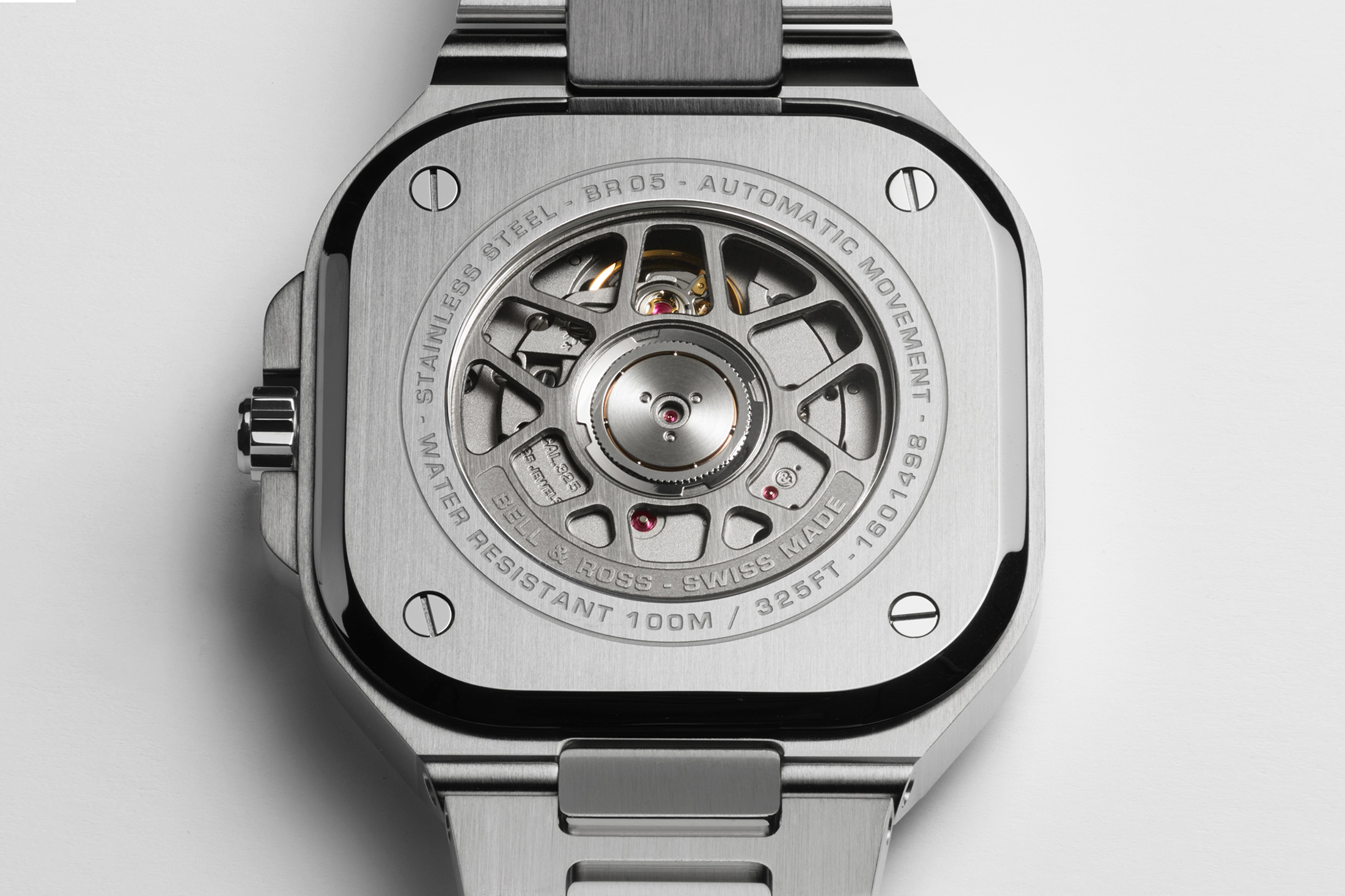 the back of the BR 05 GMT