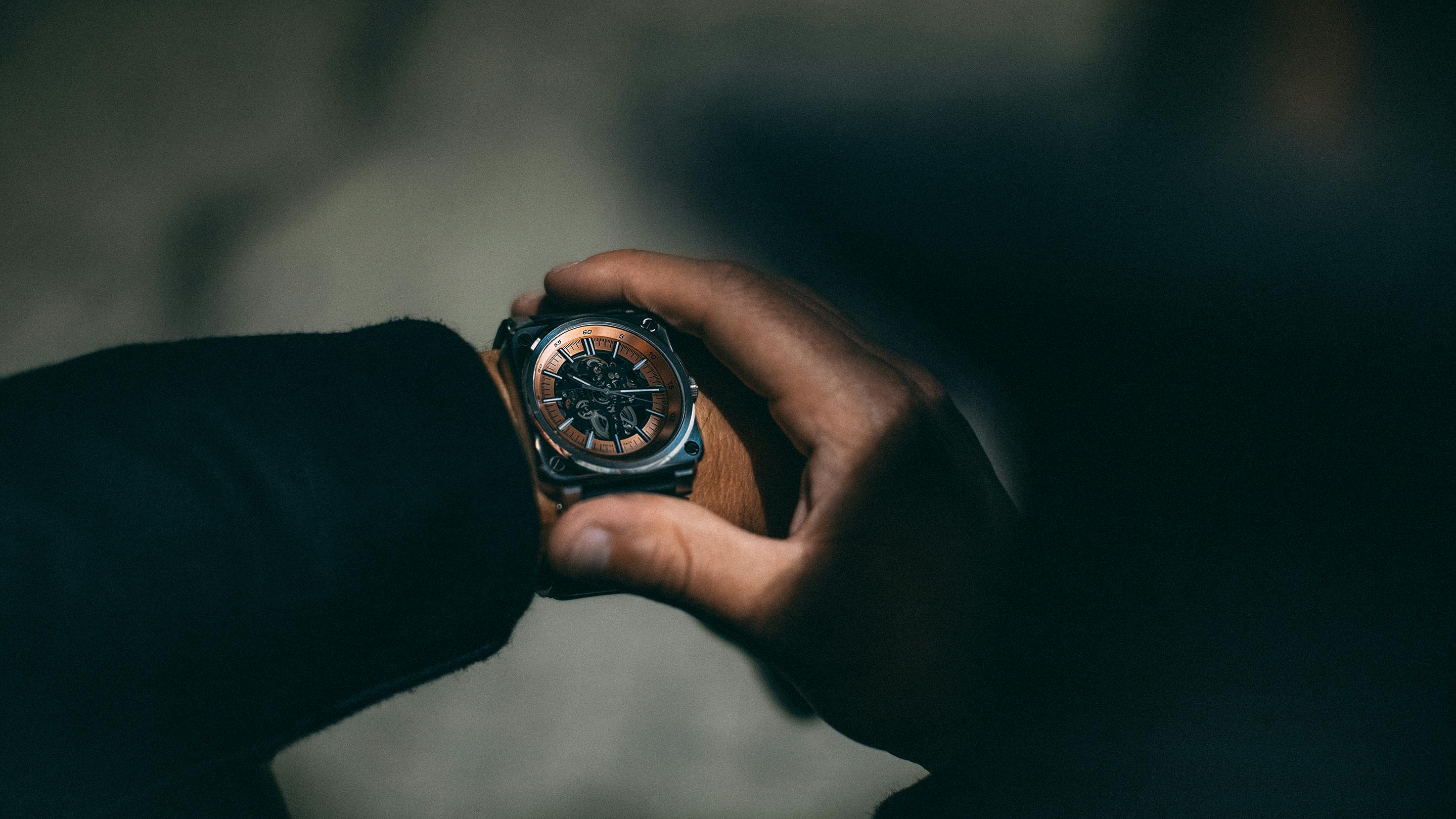 ベル＆ロス BR 03-92 ウェイン・エンタープライズ × Uncrateコラボ