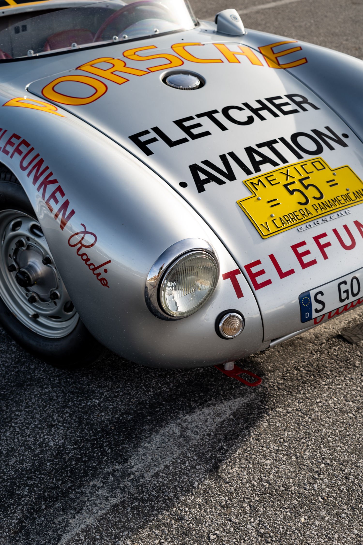 a porsche 550