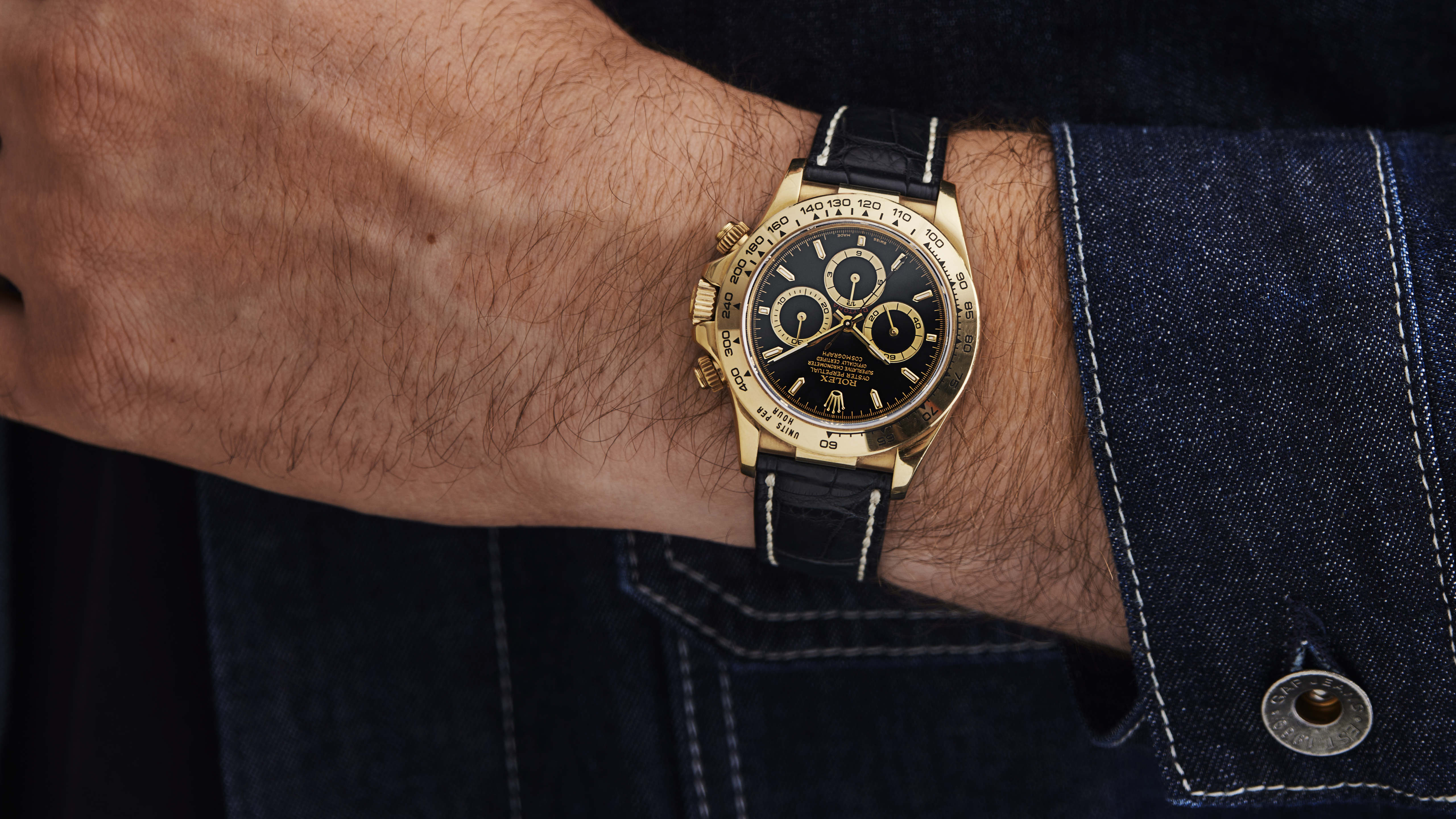 A vintage "Zenith" Daytona in 18k yellow gold on the wrist