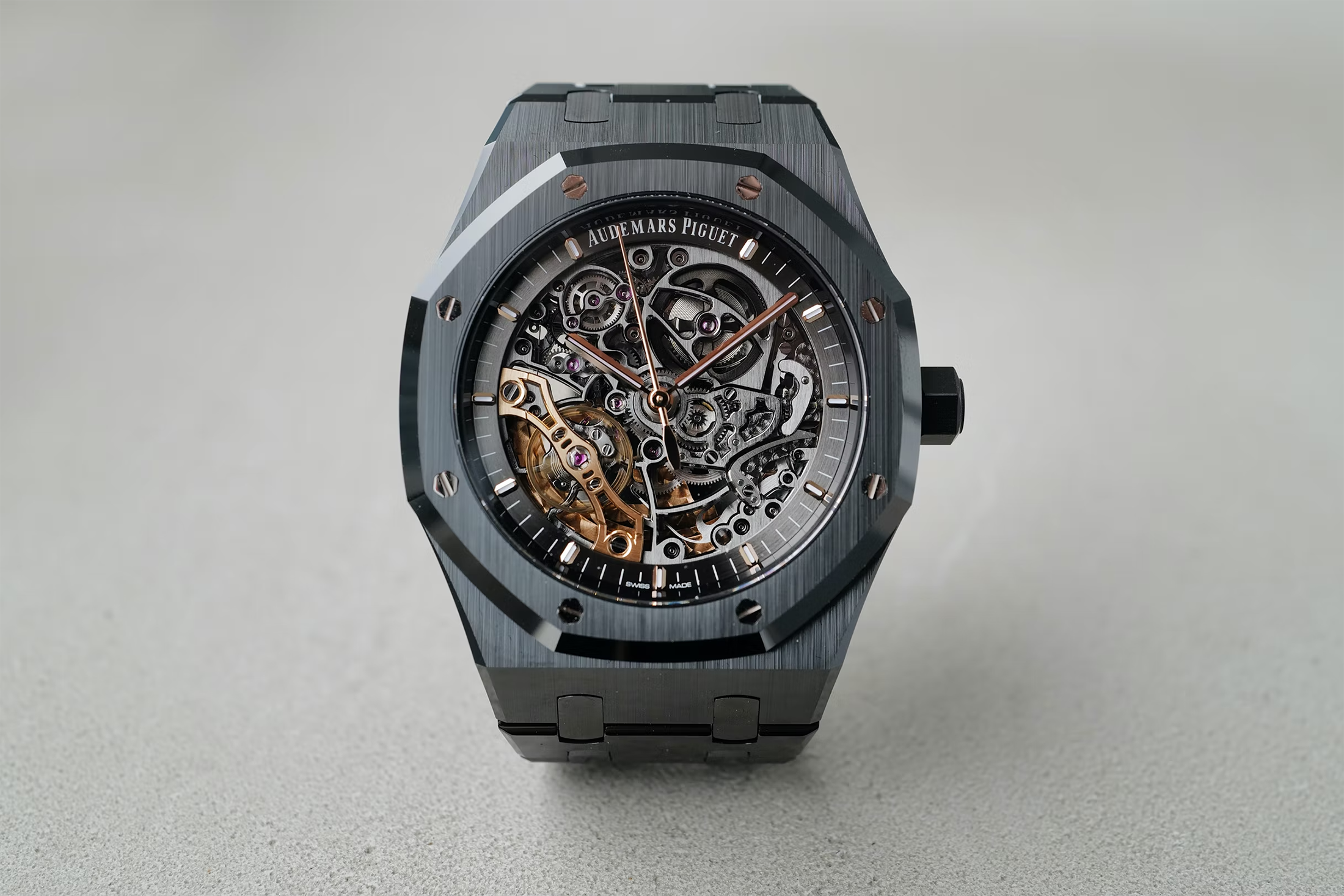 AP Black Ceramic Openworked