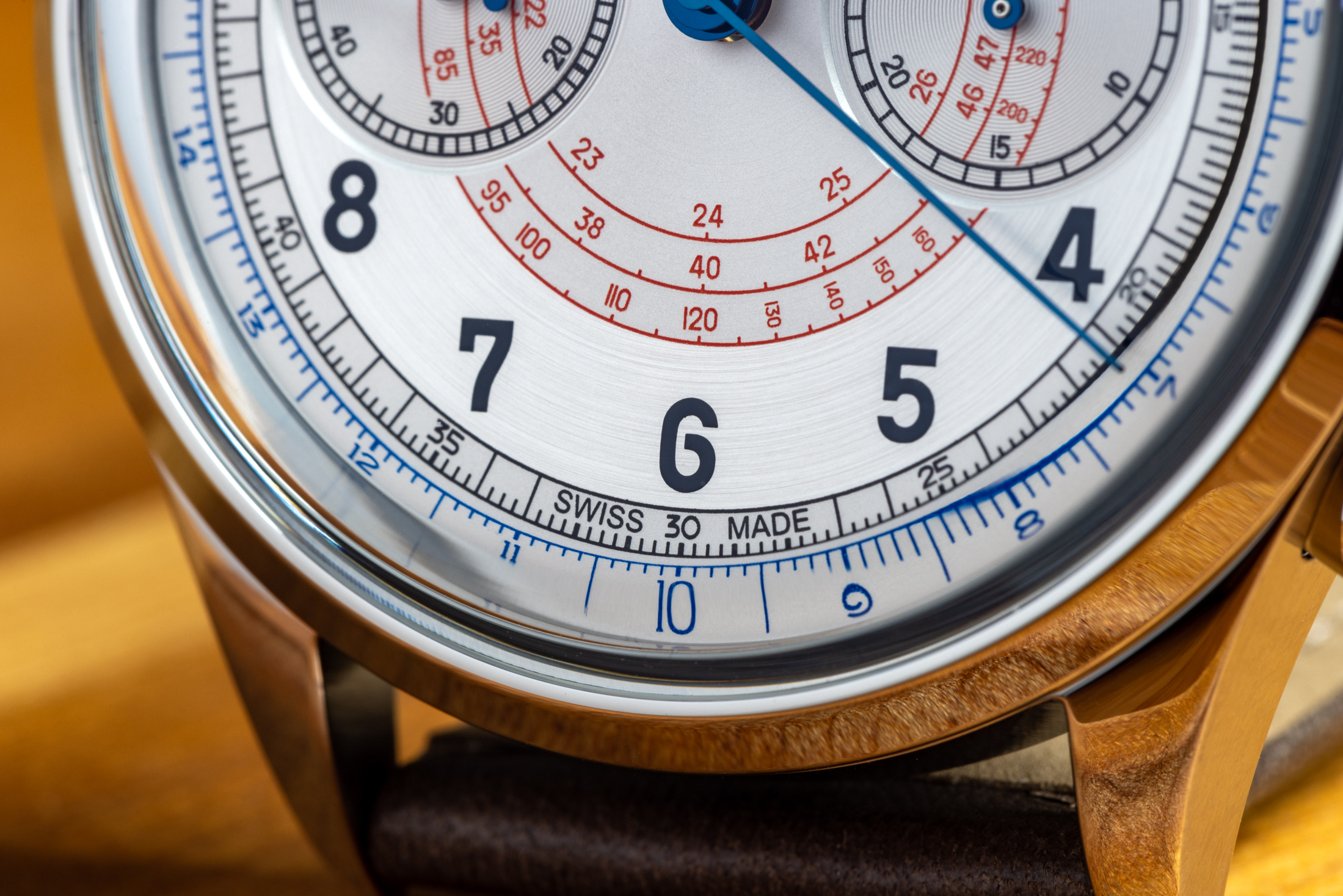 ティソのテレメーター 1938 ホワイトダイヤルの寄り