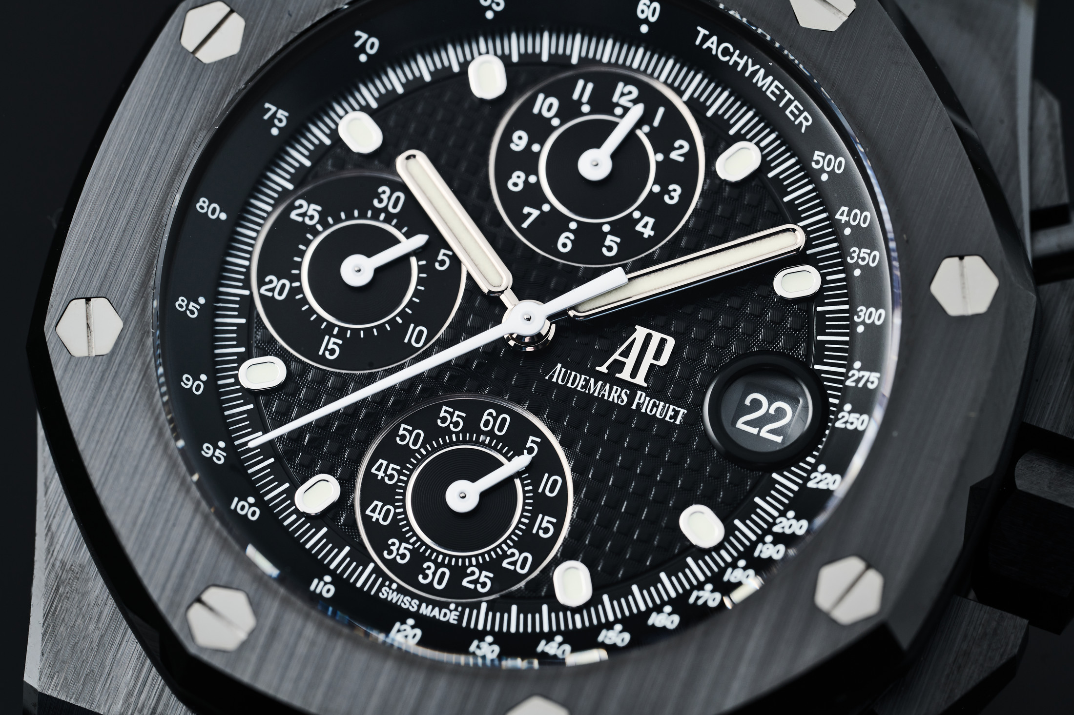 オーデマ ピゲ　ロイヤル オーク オフショア クロノグラフ ブラックセラミックのダイヤル